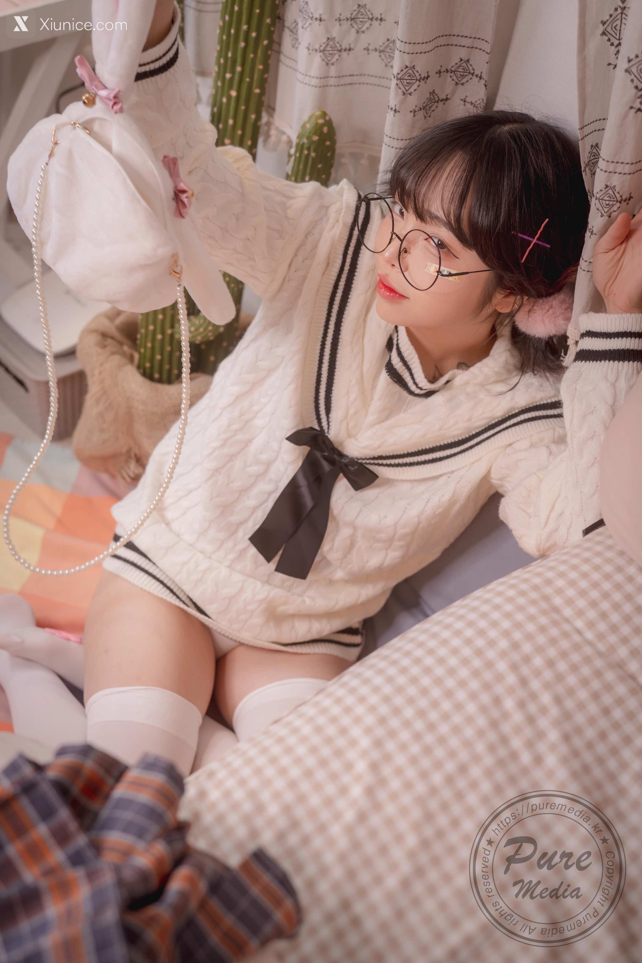 Pure Media Vol.276 Jelly (젤리) – Girl Trapped in a Rooftop Room 4K