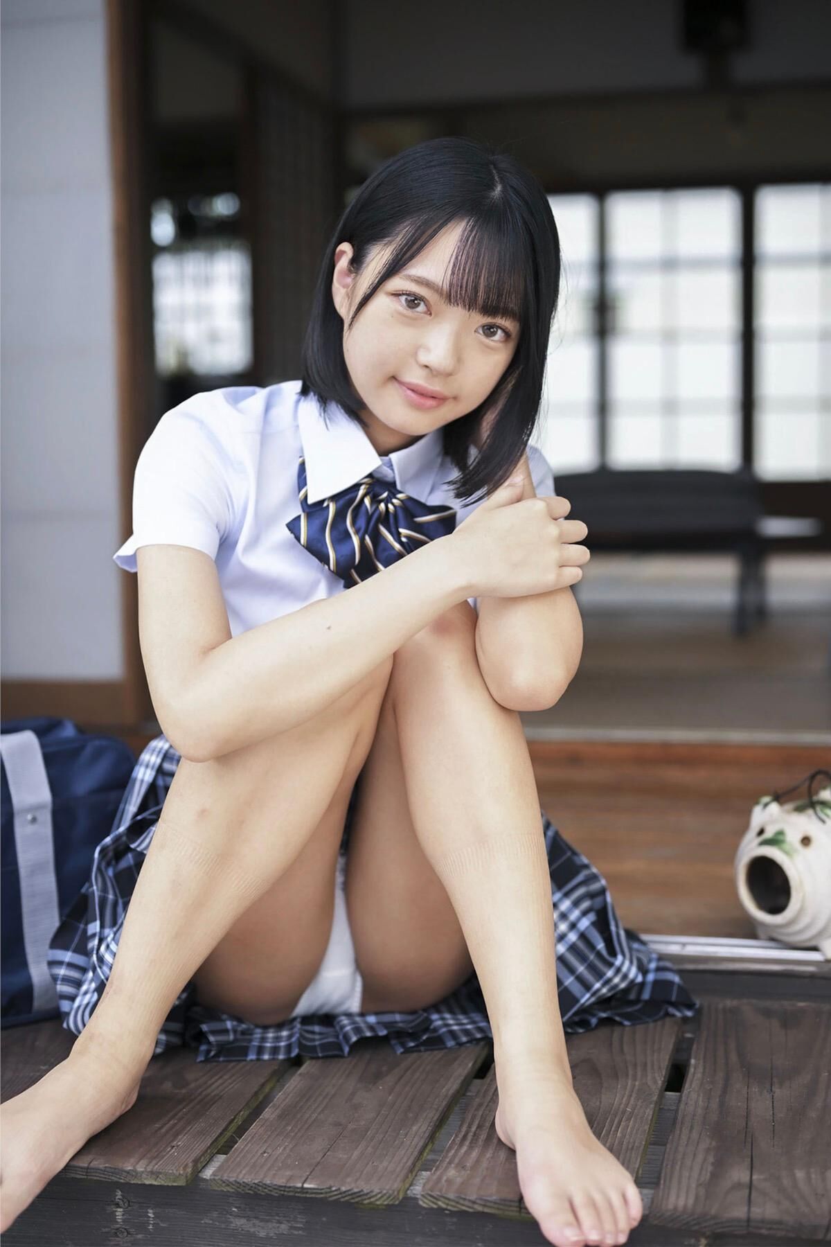 Amu Tsubura 粒楽あむ - Youth. アオハル Vol.3 Part01