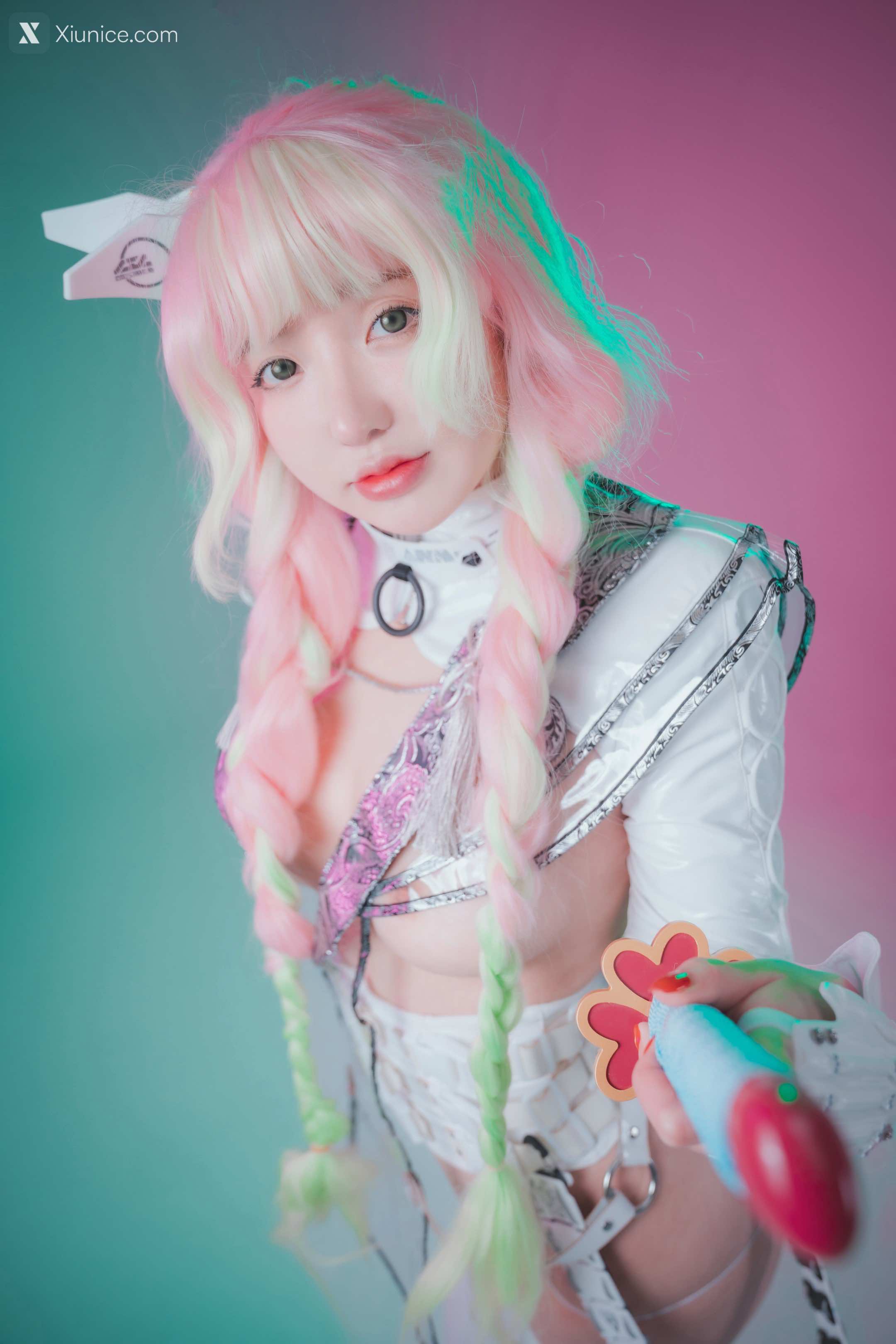 DJAWA Photo – Son Ye-Eun (손예은) – Cyber Hunter Mitsuri 4K