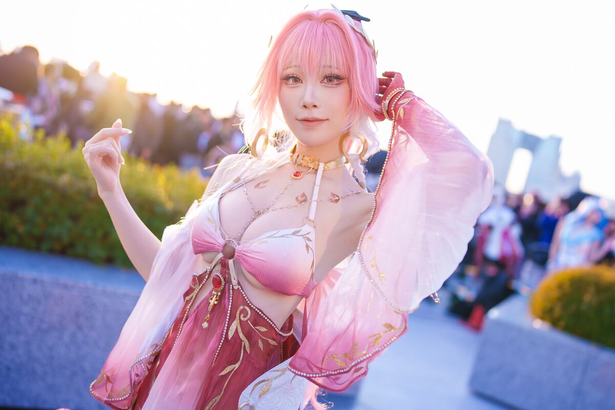 Coser@水淼Aqua - C107 场照 长离 鸣潮