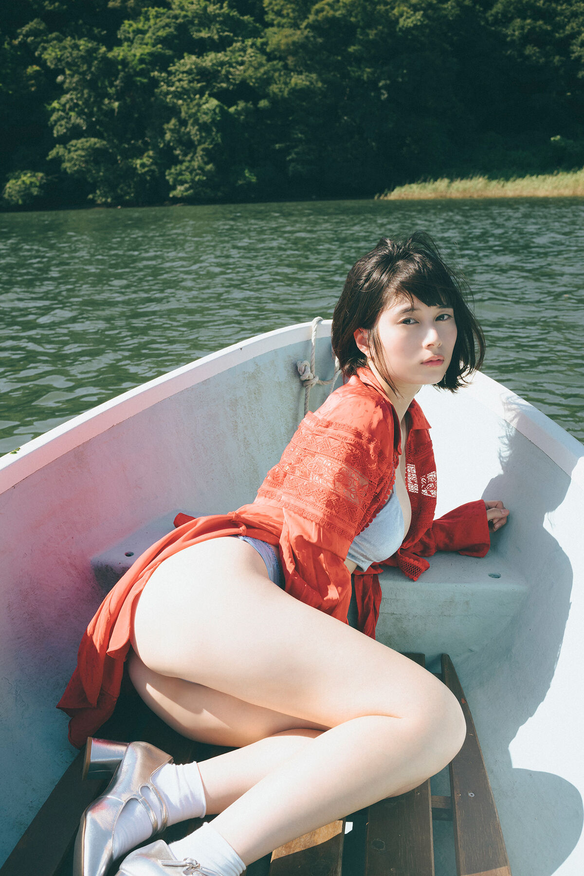 Sakurako Okubo 大久保桜子 - FLASHデジタル写真集 潮騒が聞こえる