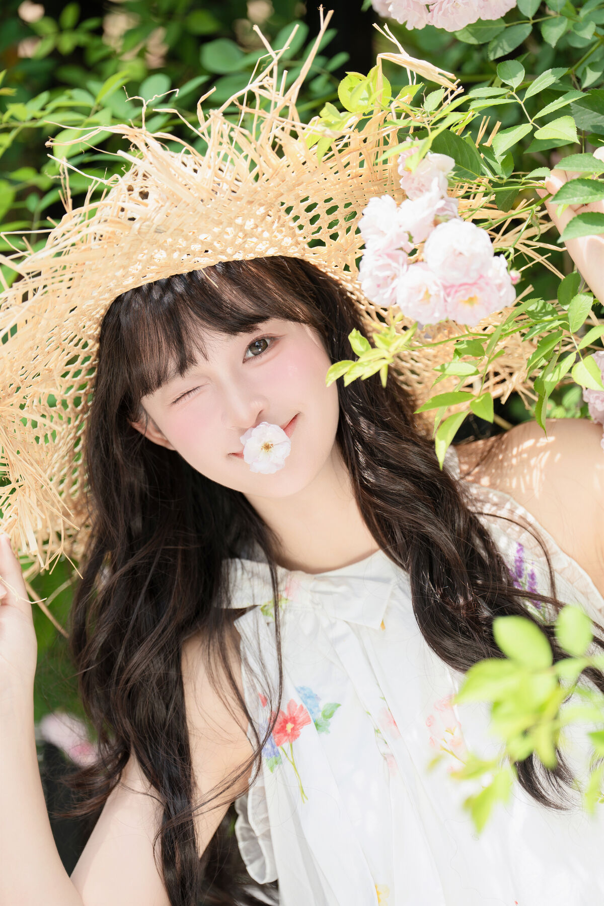 YiTuYu艺图语 Vol.10121 Xia Yu Xiao Nian