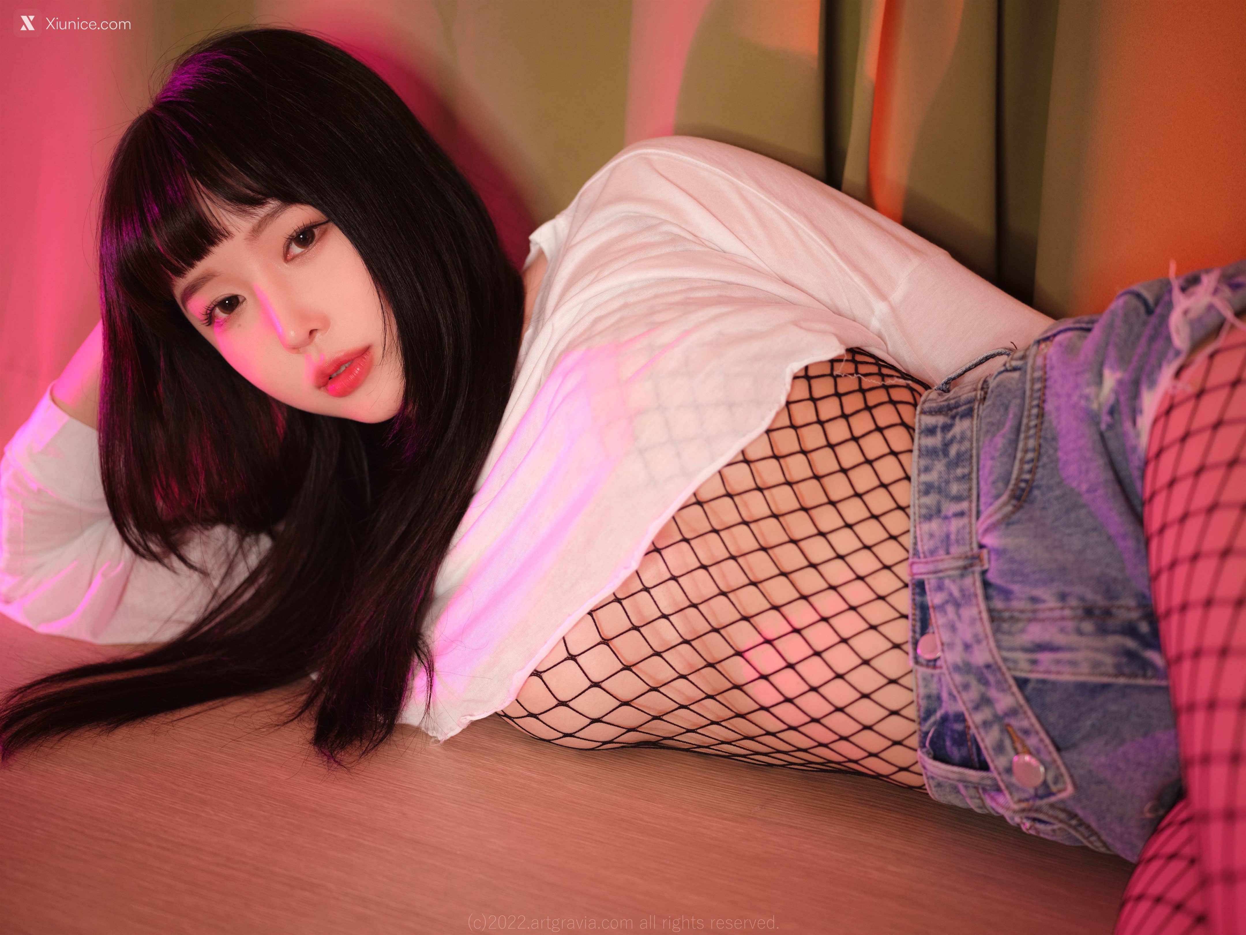 Artgravia Vol.413 Parkhaag (박하악) 4K