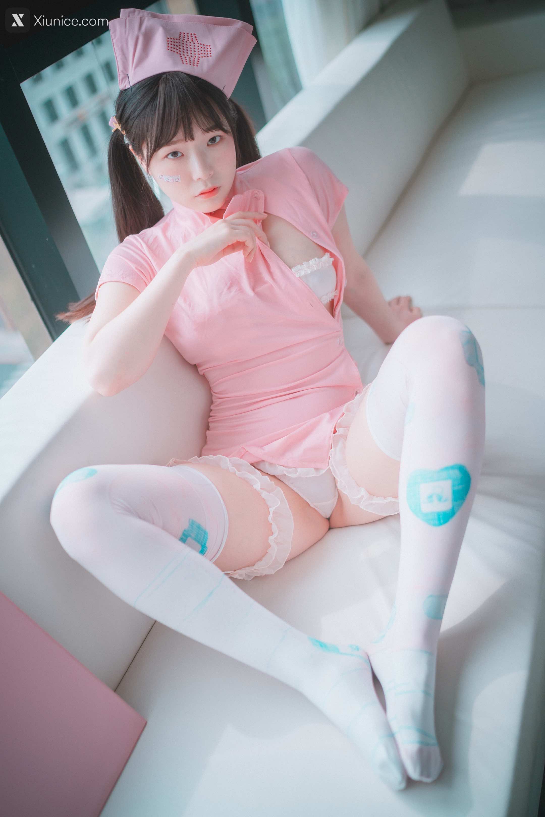 DJAWA Photo – Pia (피아) – Nursing Overtime 4K
