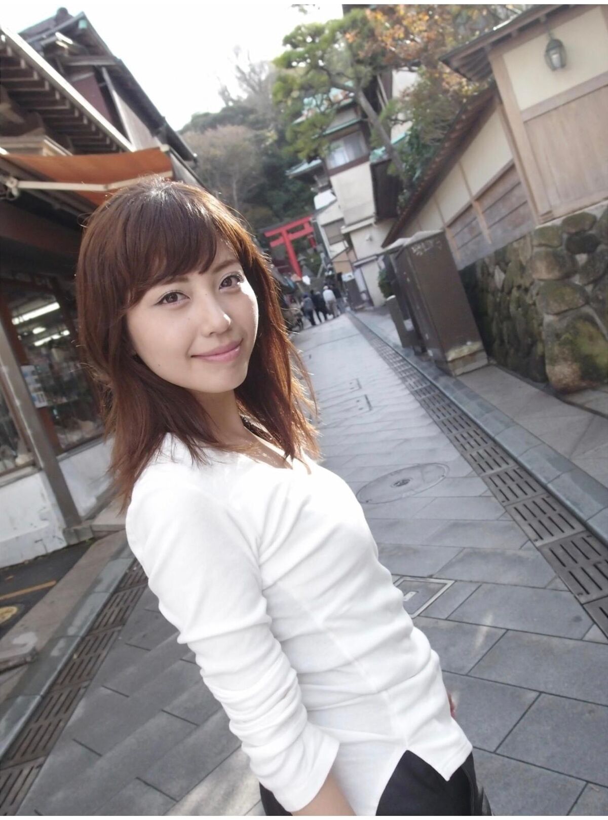 Miyuki Yokoyama 横山美雪 - オトナのお泊りデート MAXING美少女写真集