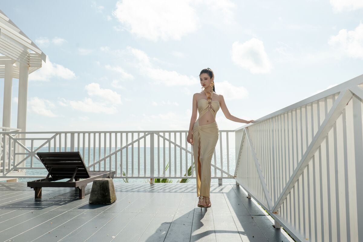 Coser@年年Nnian - 海边维纳斯