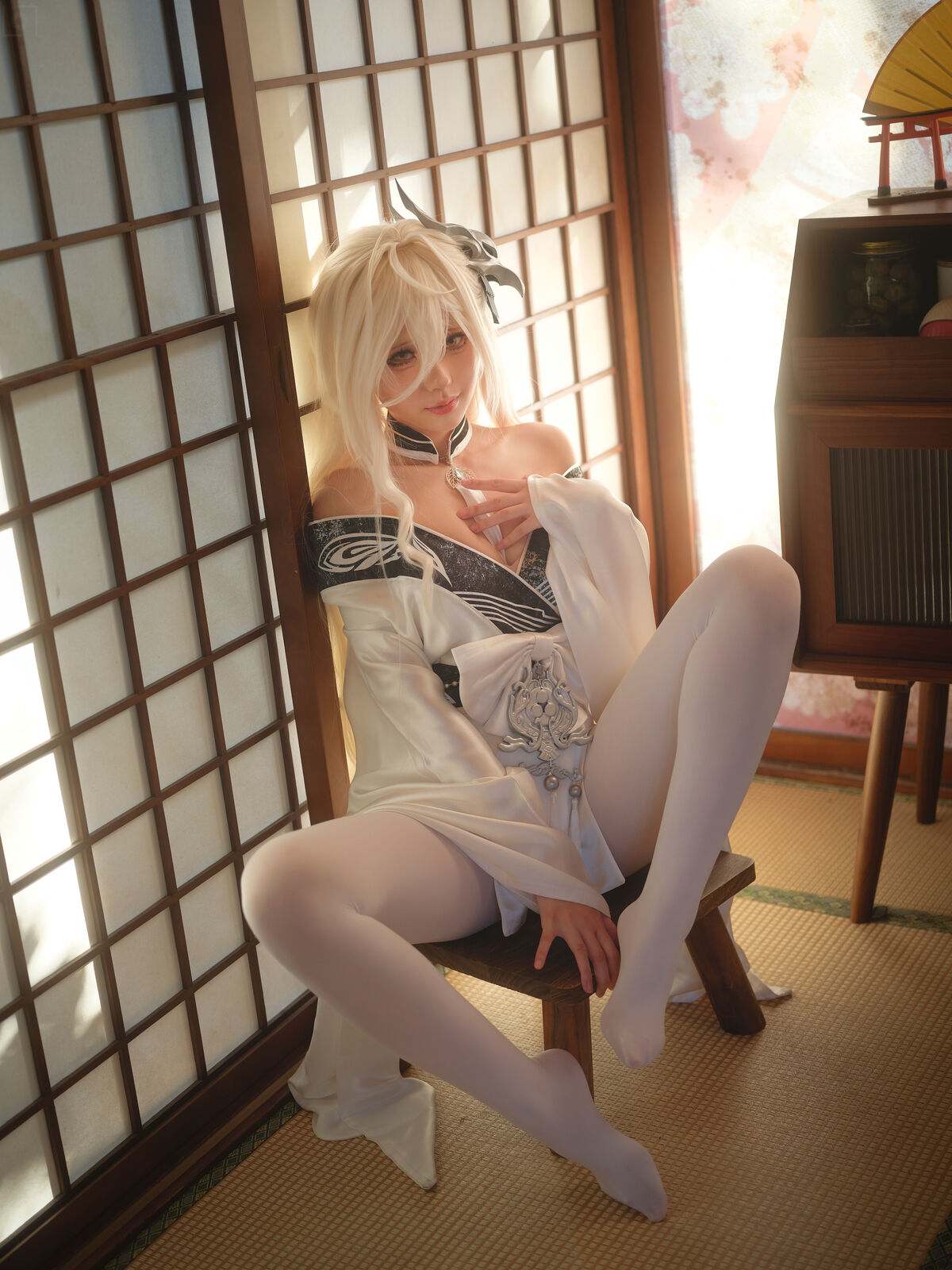 Coser@湖里狸 - 白凤