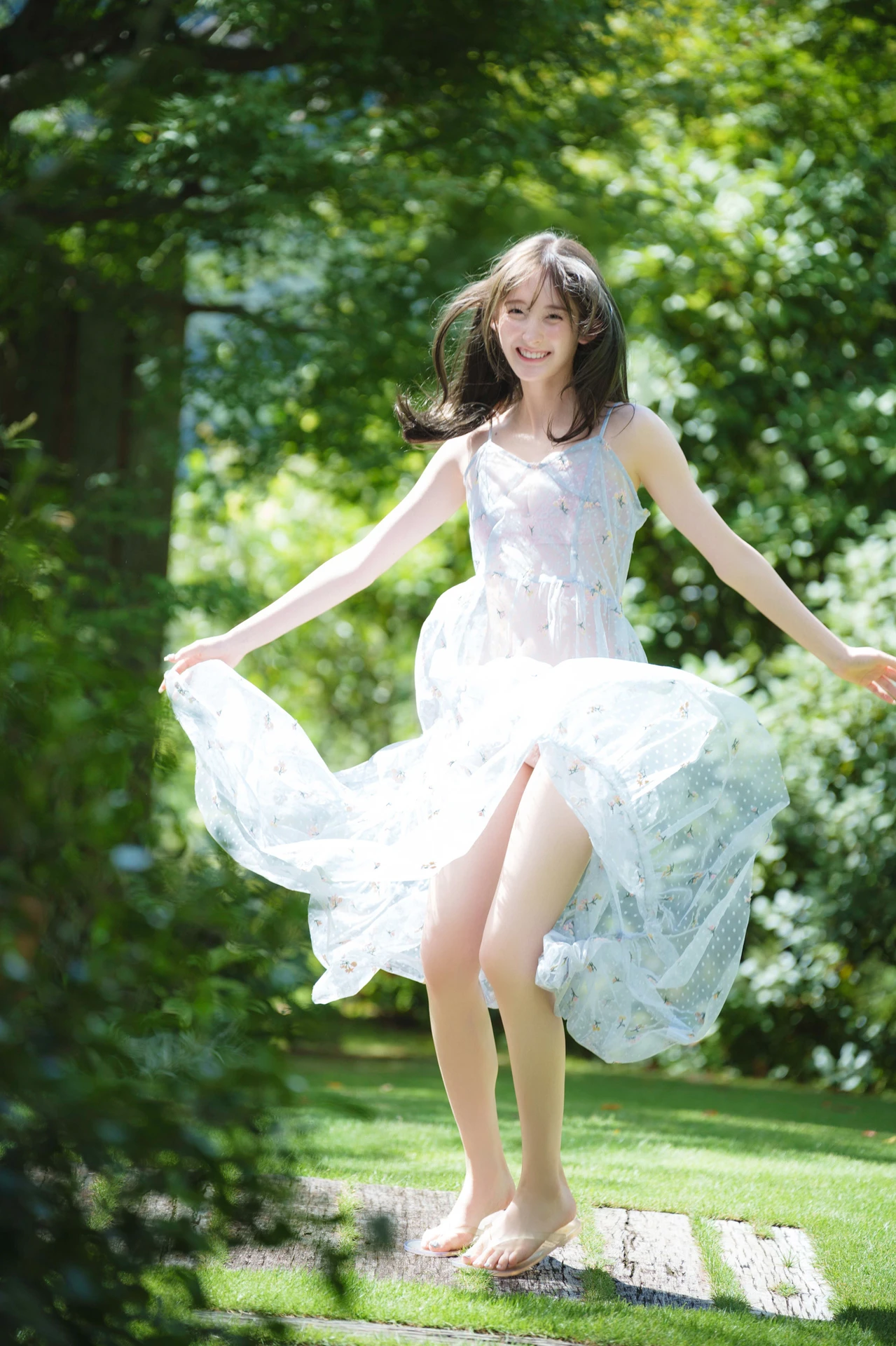 Nana Cecile 菜那セシル, FRIDAYデジタル写真集 「ハタチのトキメキ」