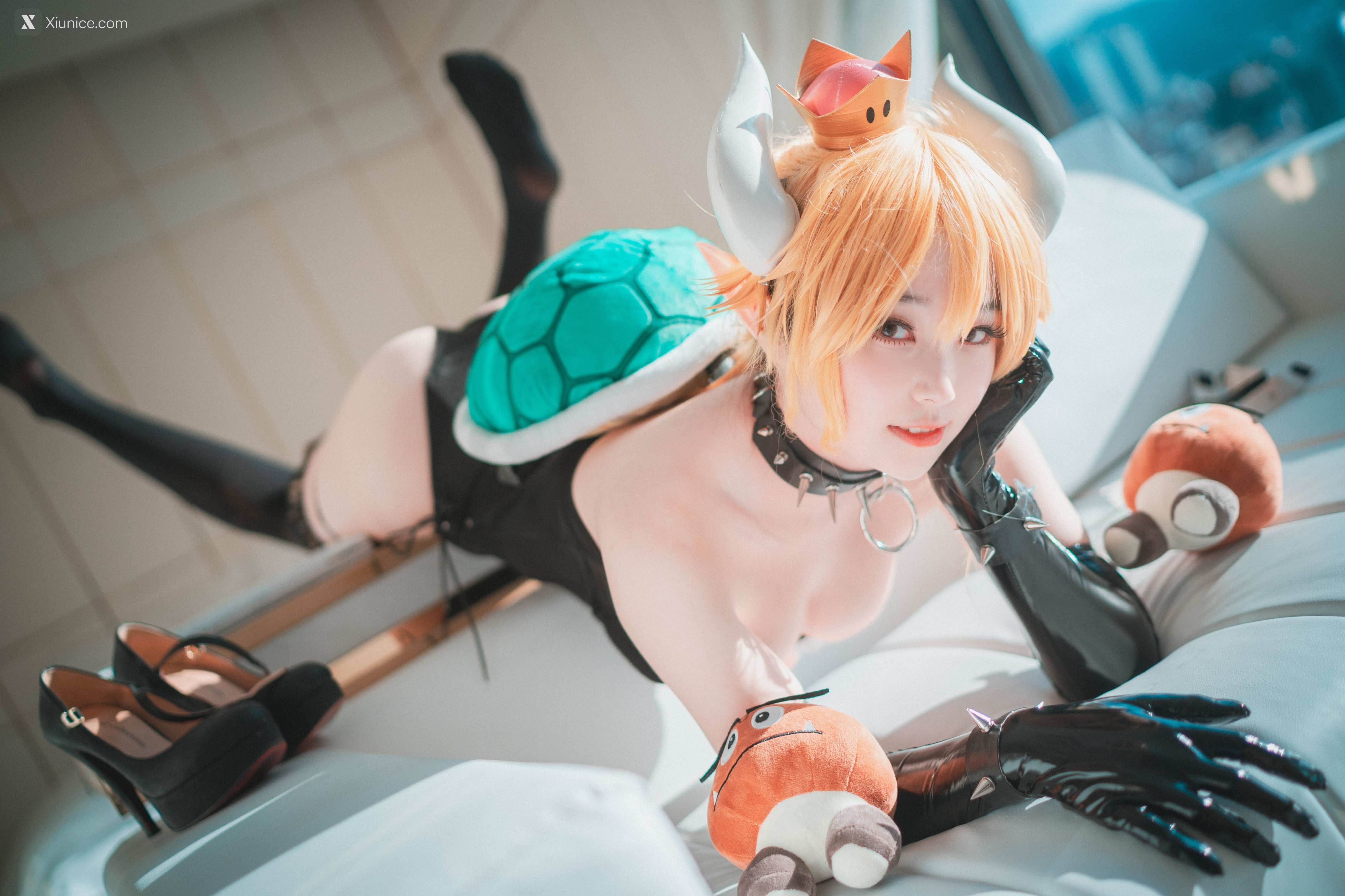 DJAWA Photo – Bambi (밤비) – Halloween with Bowsette (Super Mario Bros.) 4K