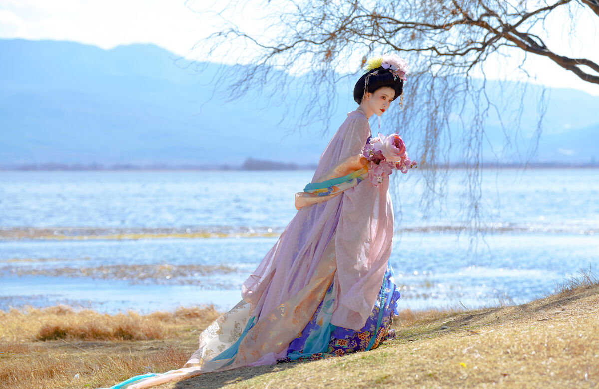 YiTuYu艺图语 Vol.10068 Tao Chi