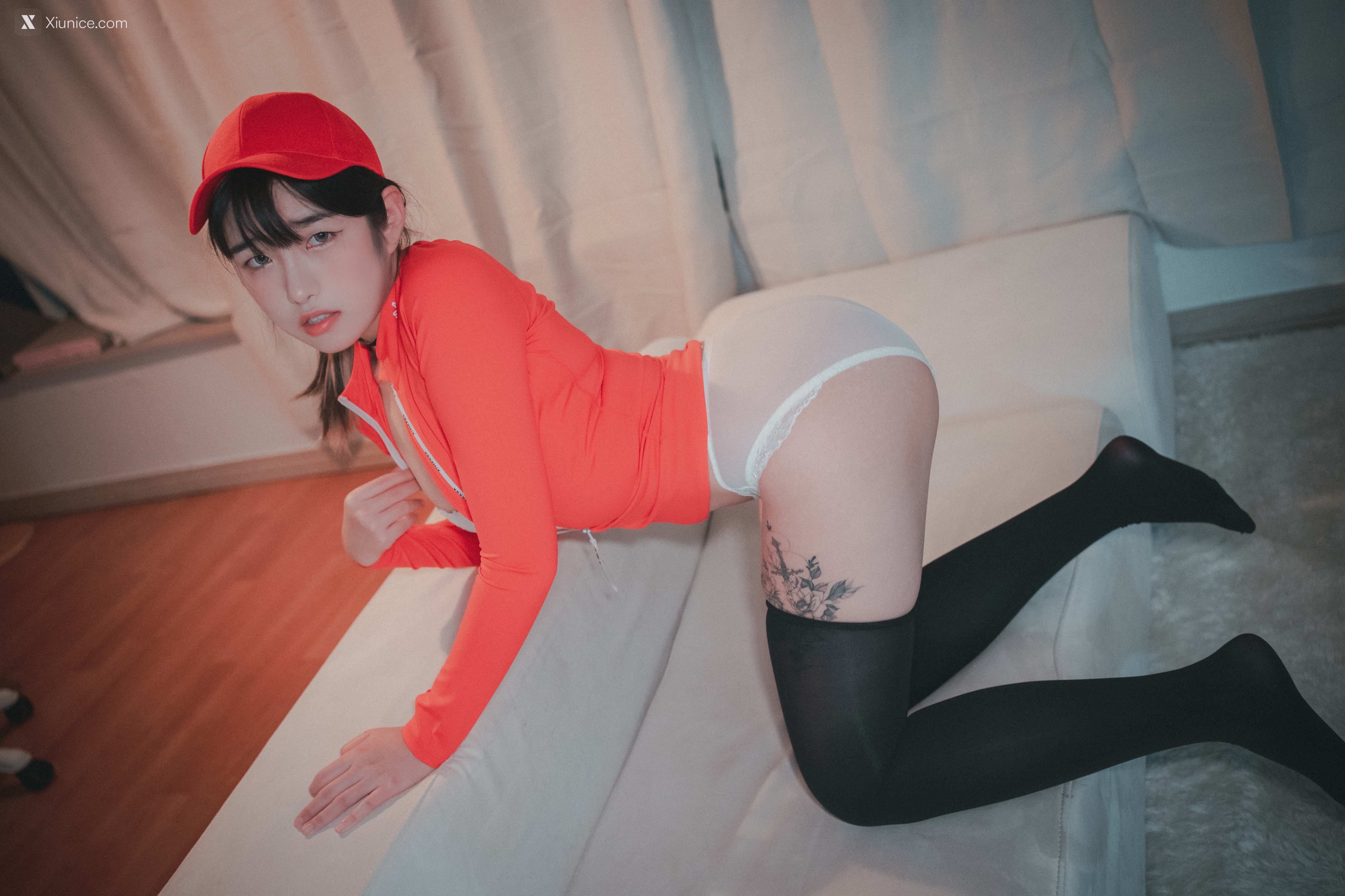DJAWA Photo – Sonson (손손) – Pizza Girl 4K