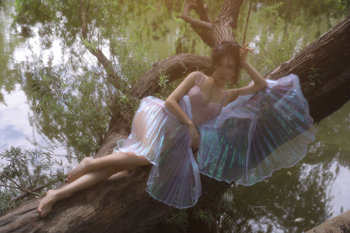 YiTuYu艺图语 Vol.10219 Ye Sheng Mo Te Yuan Zi