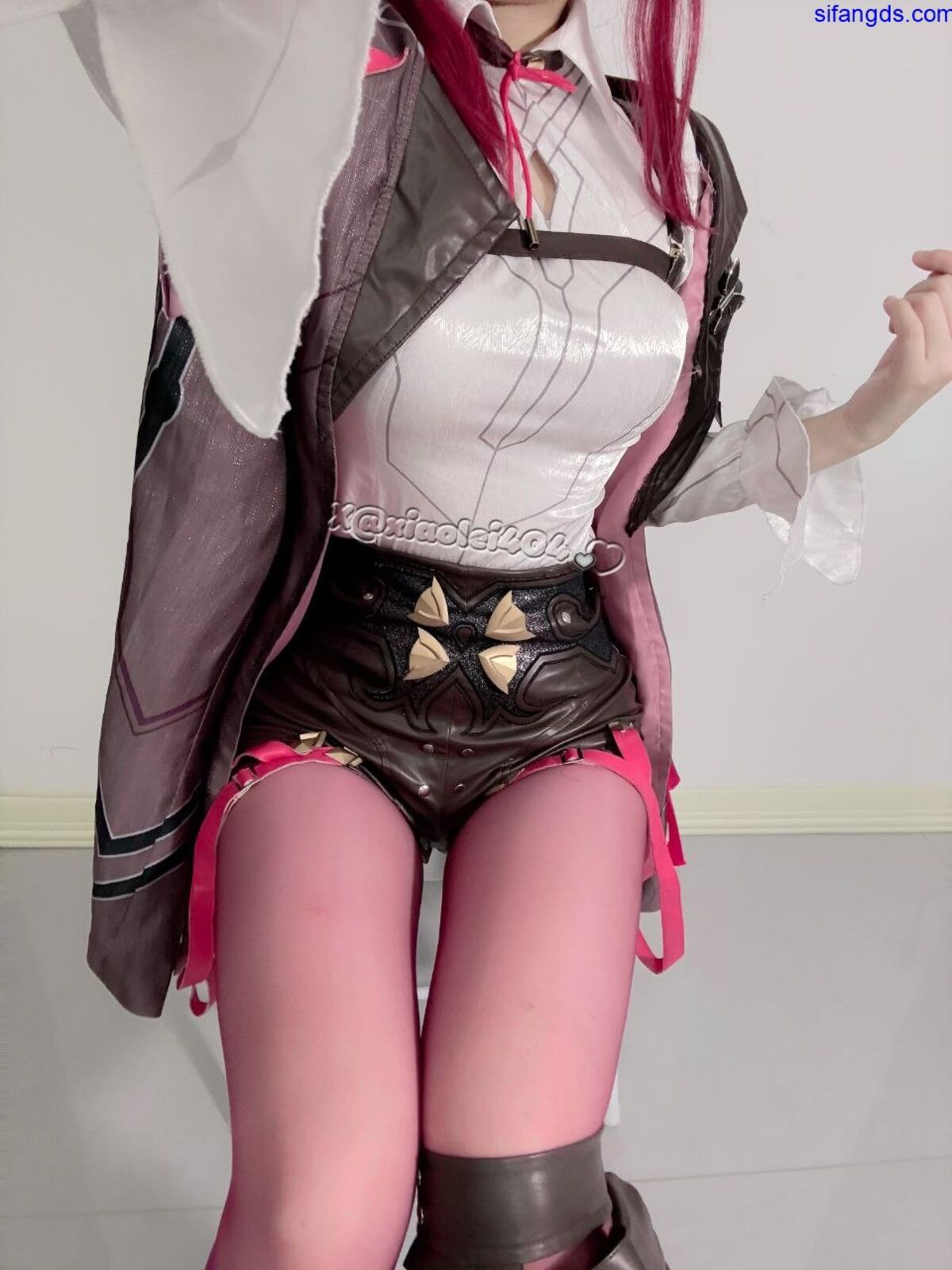 Xi Er Wei 希尔薇 - X颜值Cos 12月 露脸裸舞视图合集 Part01