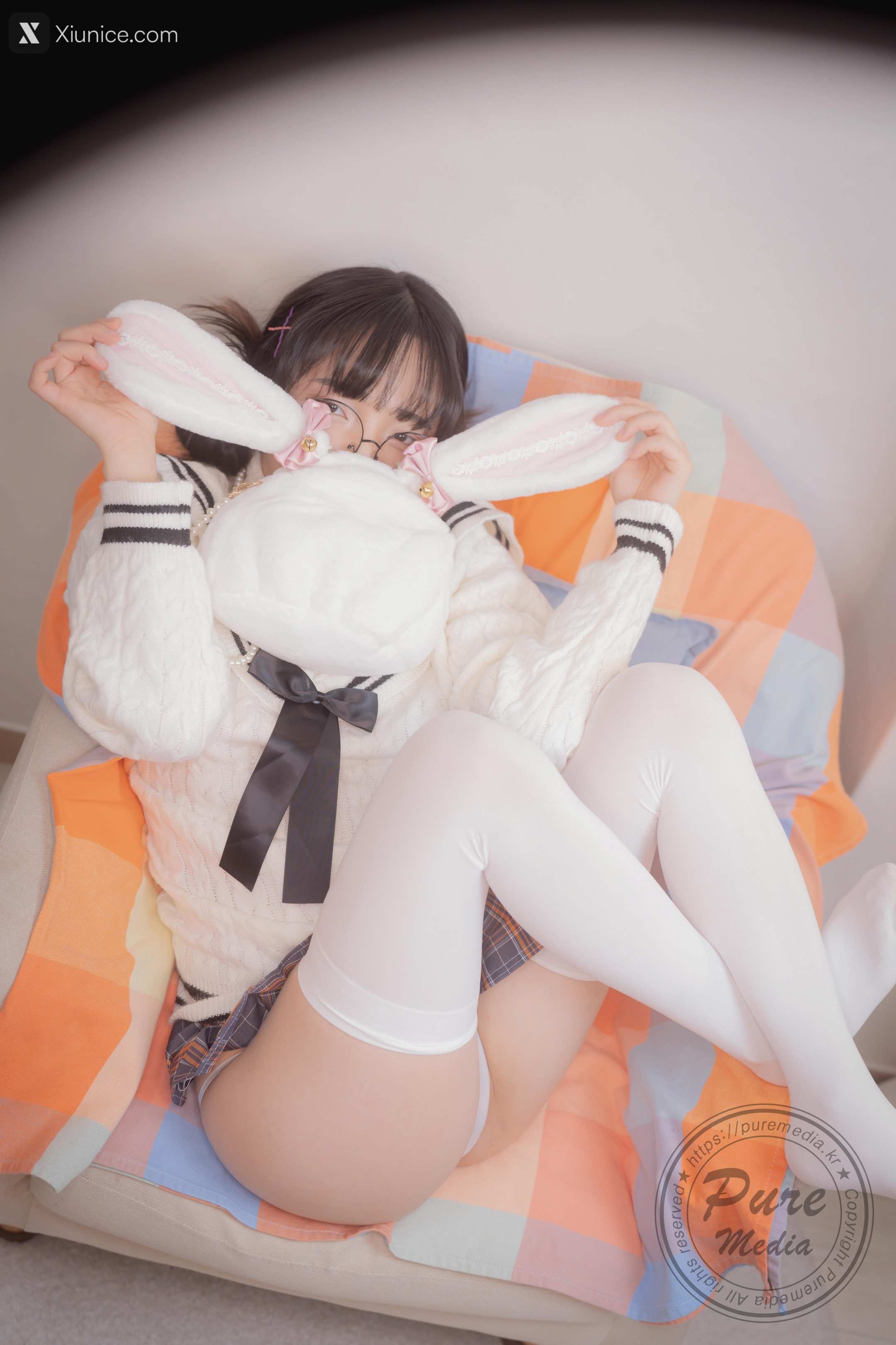 Pure Media Vol.276 Jelly (젤리) – Girl Trapped in a Rooftop Room 4K
