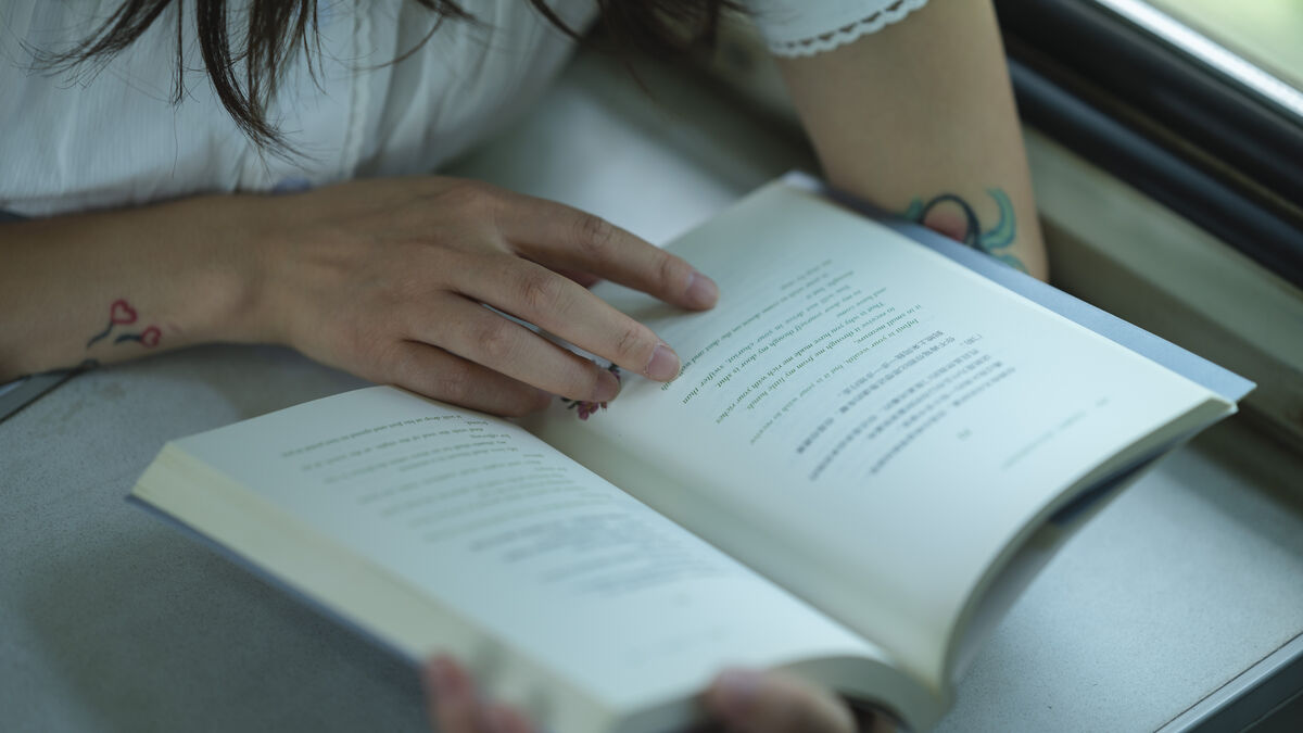 YiTuYu艺图语 Vol.10076 A Miao De Fan Fan