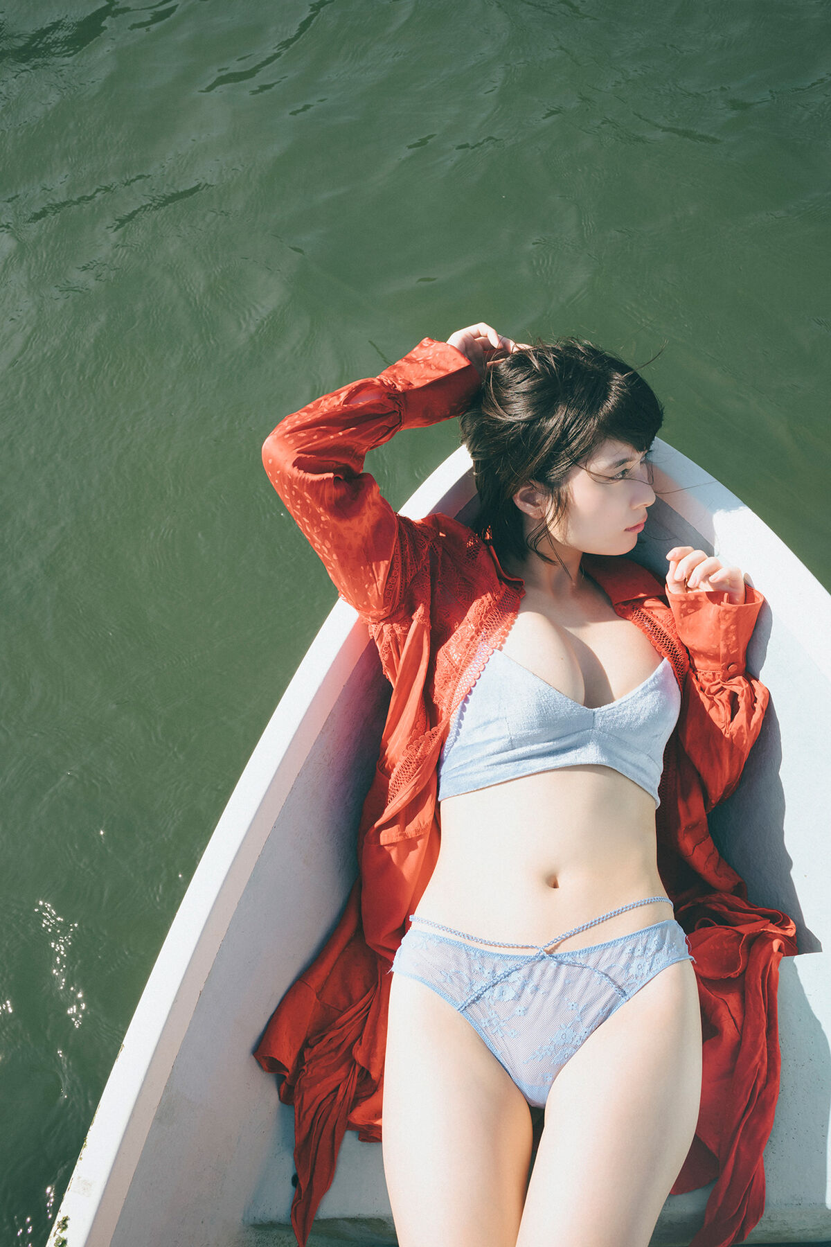 Sakurako Okubo 大久保桜子 - FLASHデジタル写真集 潮騒が聞こえる