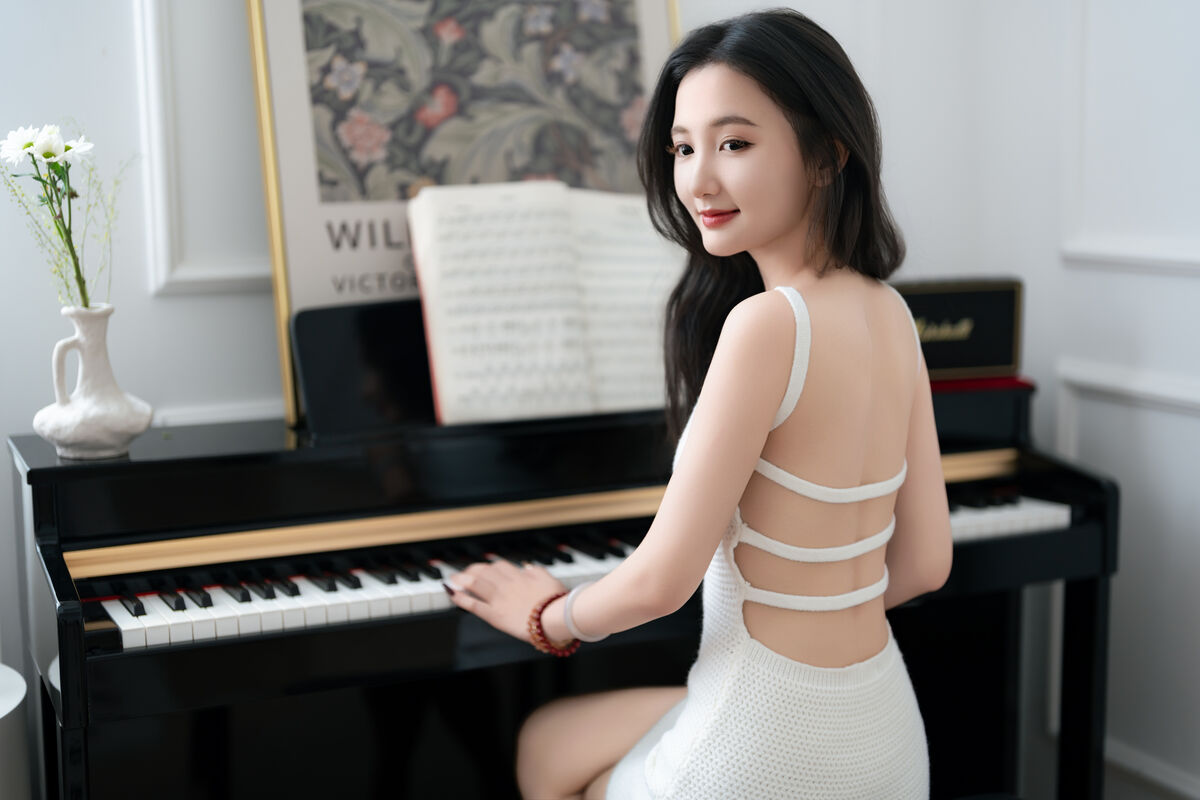 YiTuYu艺图语 Vol.10231 oyee