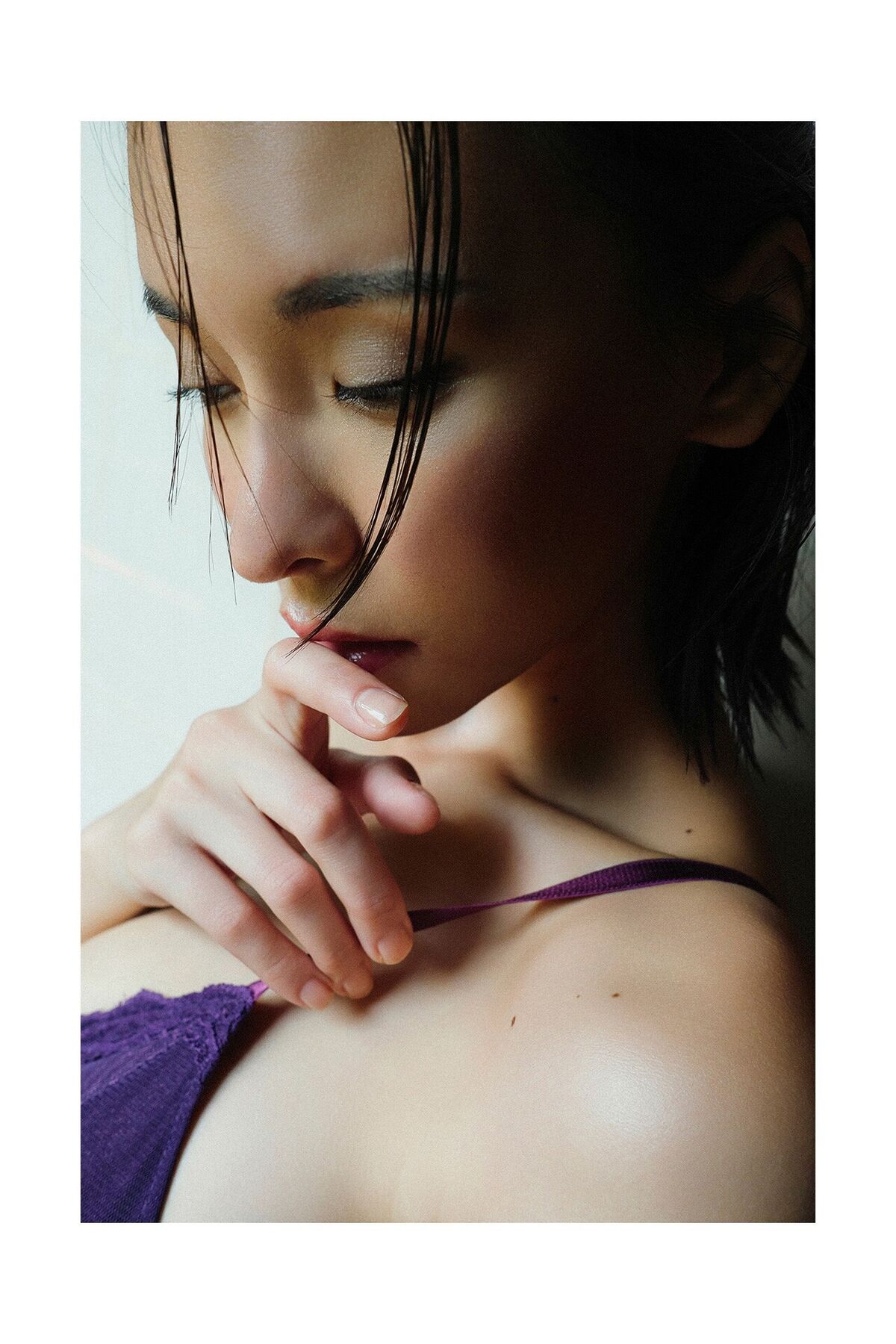 Sena Natsuki 奈月セナ - FLASHデジタル写真集 愛のために