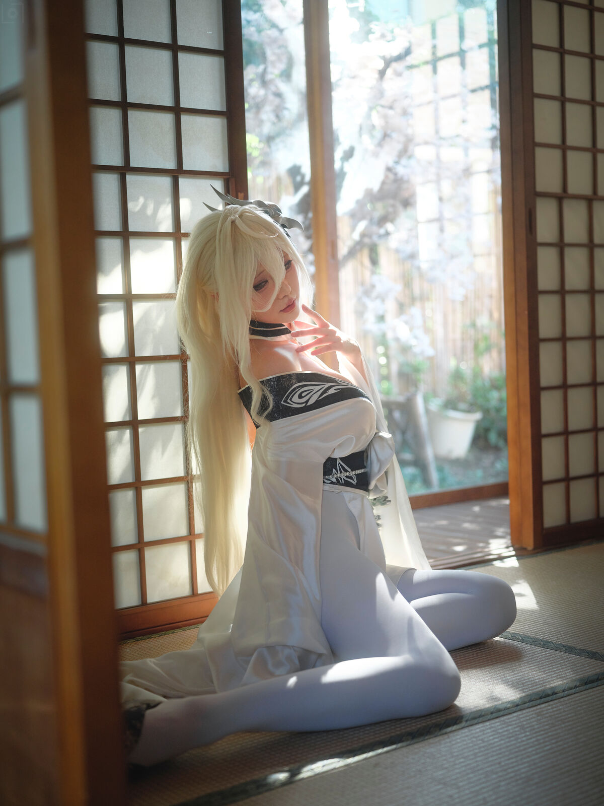 Coser@湖里狸 - 白凤