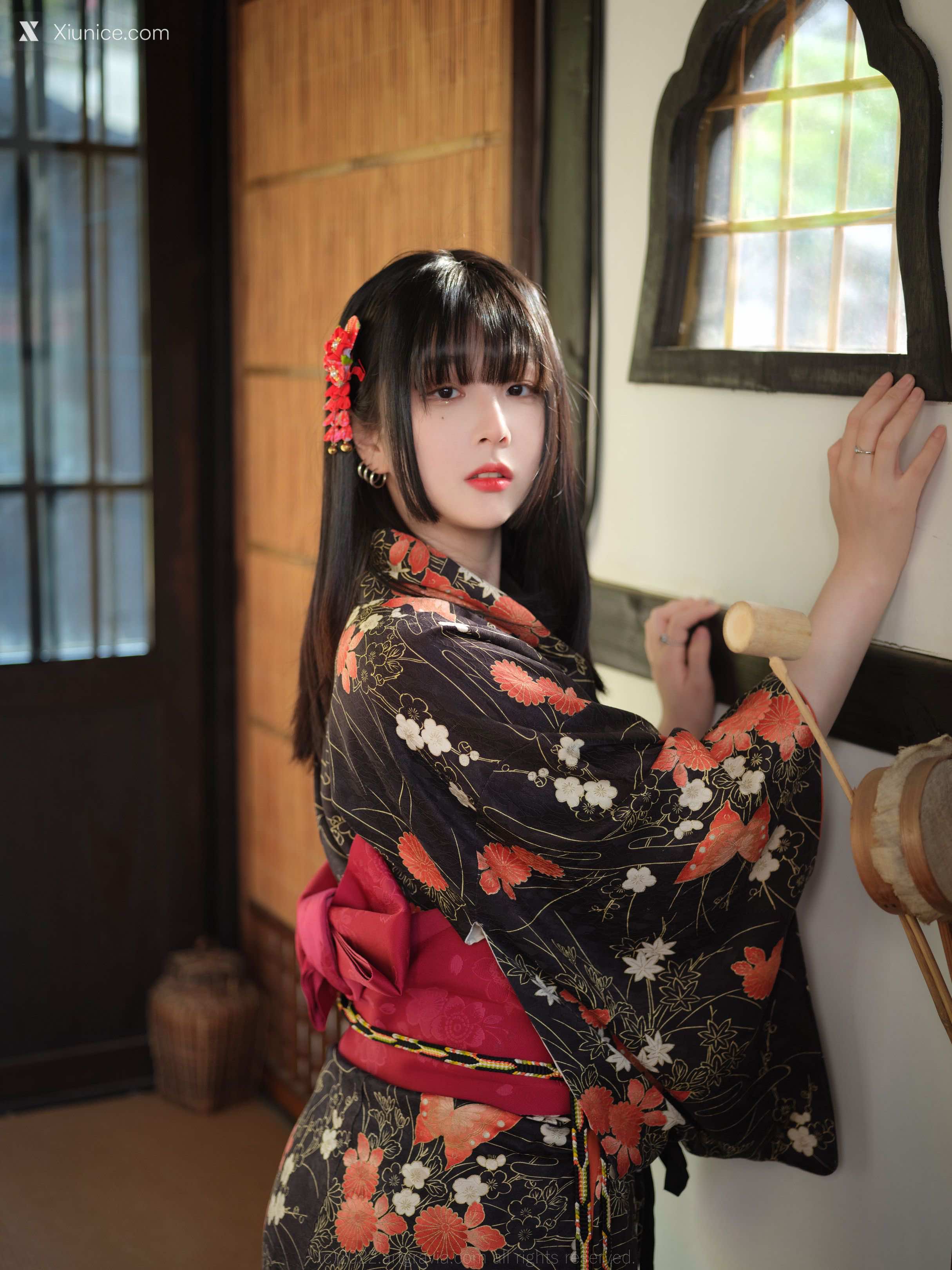 Artgravia Vol.400 Jang Joo (장주) 4K