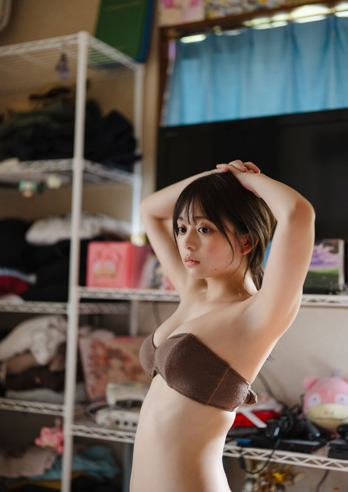 Mai Horai 蓬莱舞 - BRODYデジタル写真集 アイデン＆ティティ