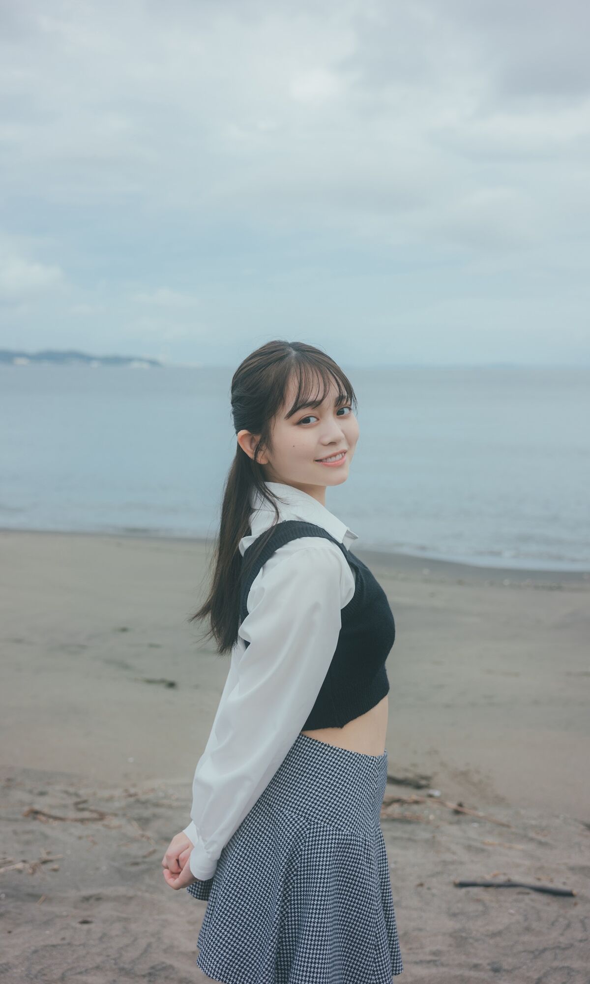 Mai Horai 蓬莱舞 - 写真集 See eye to eye 週プレ PHOTO BOOK