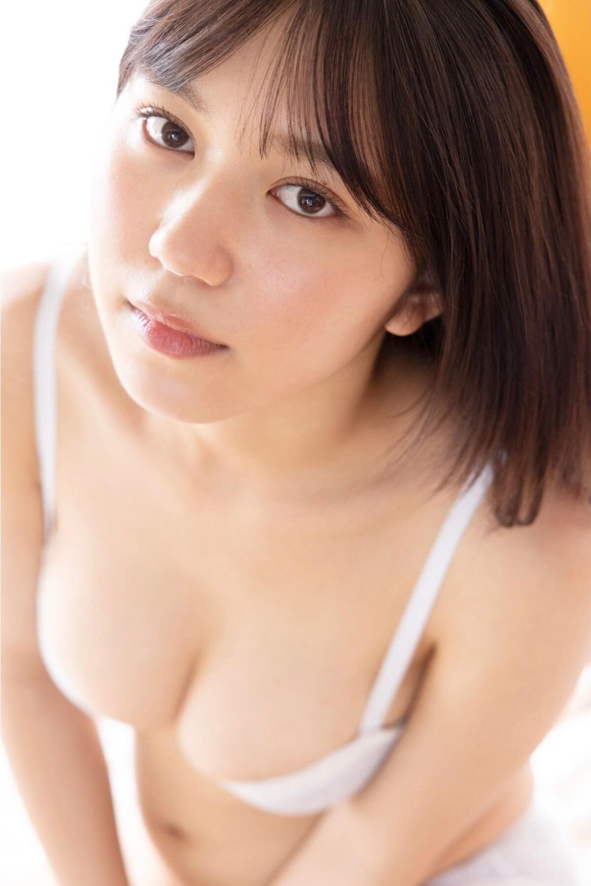 Kawamichi Sara 川道さら - グラビア界のビッグウェーブ SPAデジタル写真集