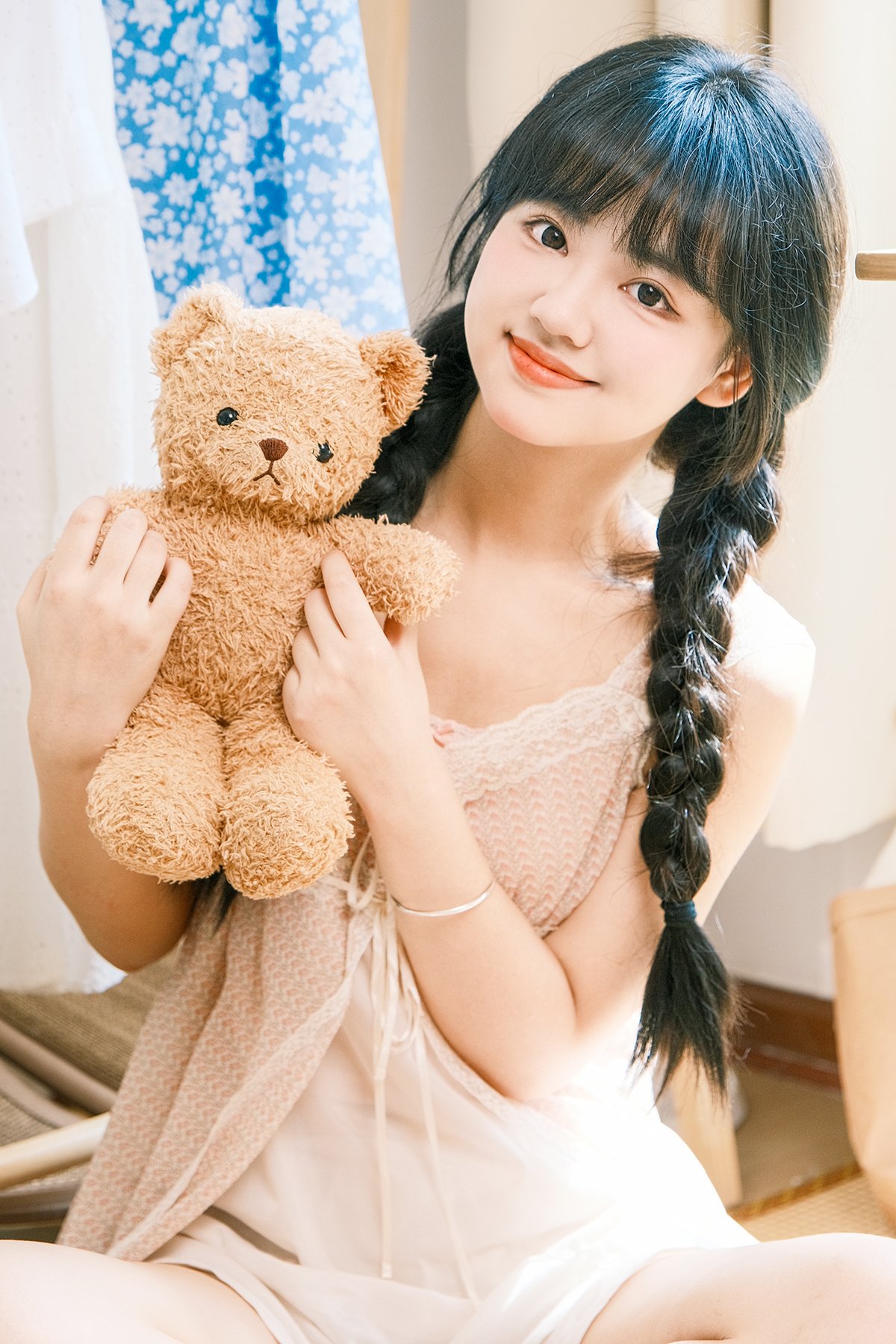 YiTuYu艺图语 Vol.10224 Xiao Li Hua Er