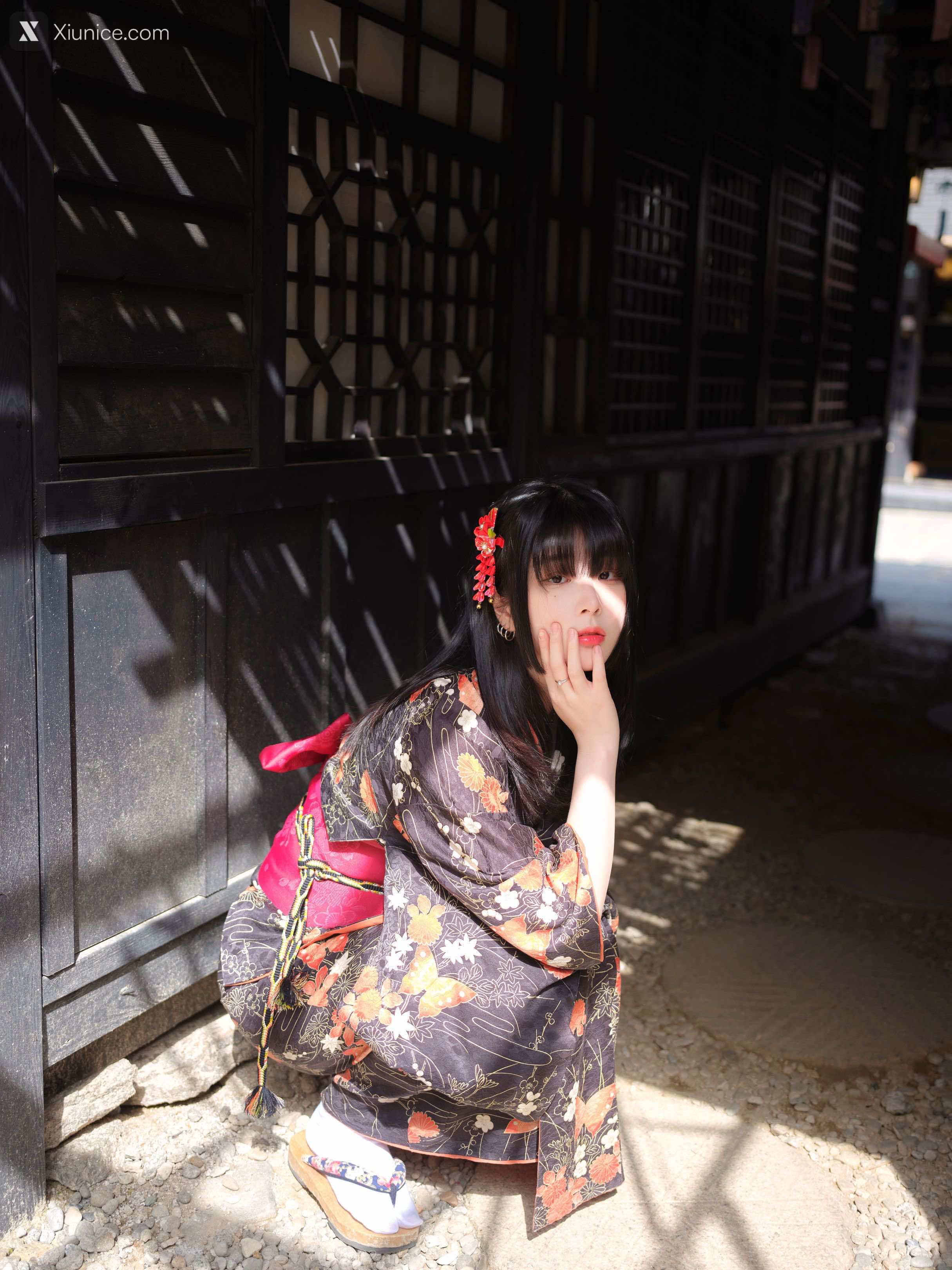 Artgravia Vol.400 Jang Joo (장주) 4K