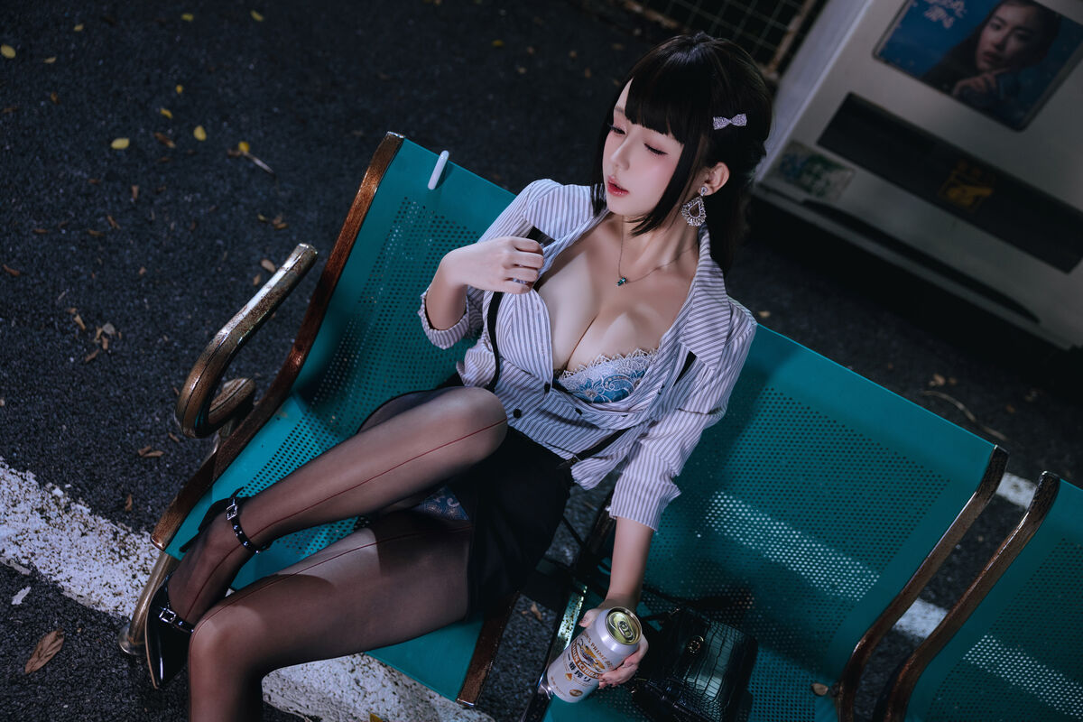 Coser@日奈娇 - 下班的OL Part03