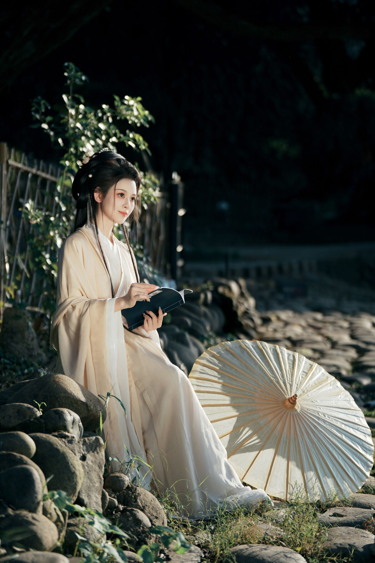 YiTuYu艺图语 Vol.10092 Luo Ning Tang