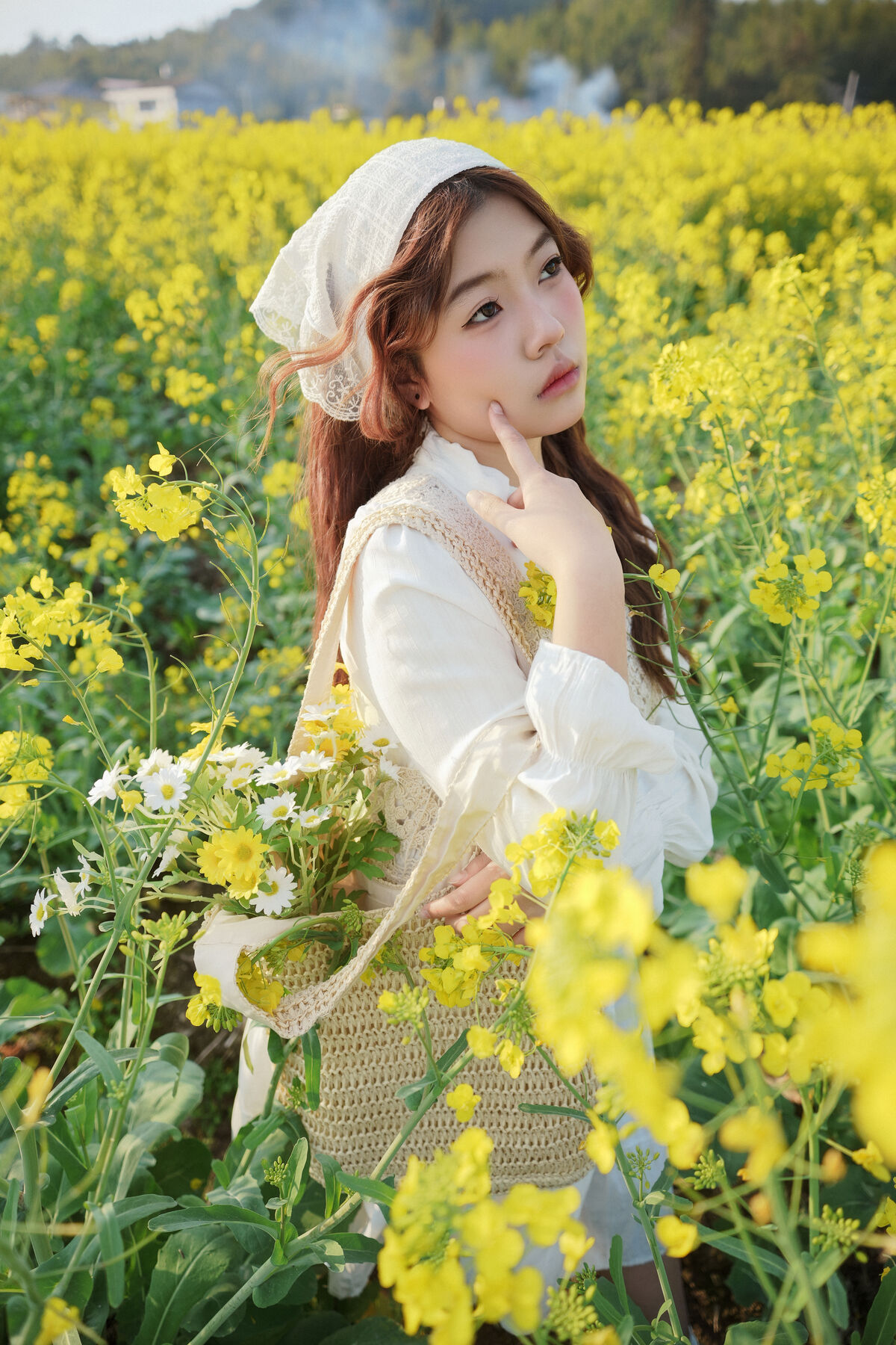 YiTuYu艺图语 Vol.10084 Jing Jing Yi