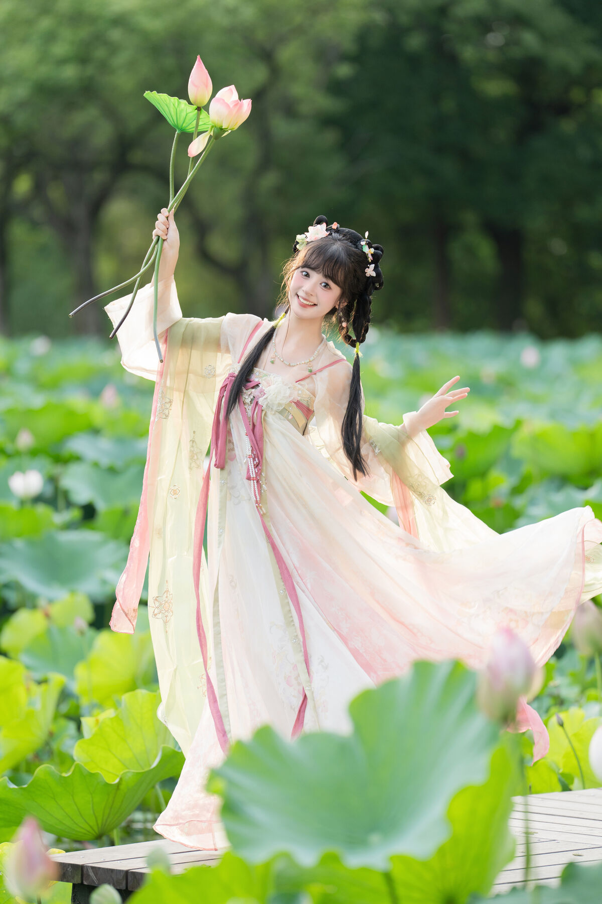 YiTuYu艺图语 Vol.10144 Xia Yu Xiao Nian