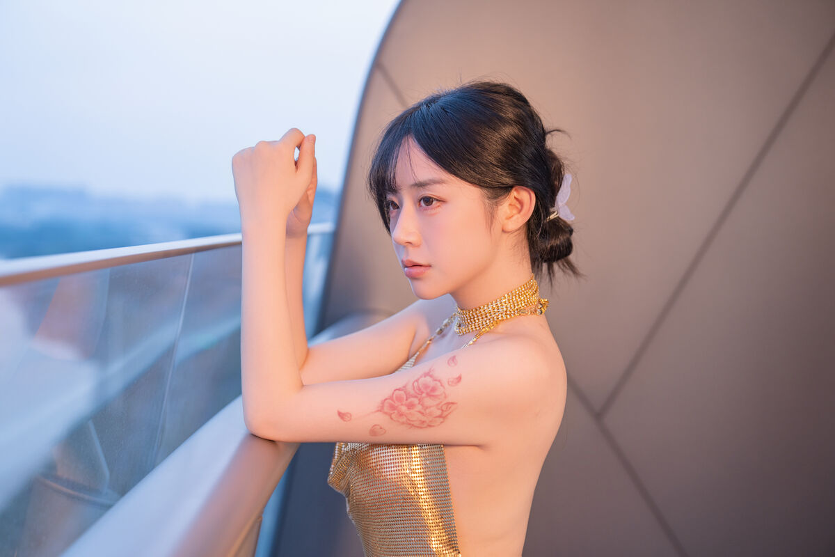 YiTuYu艺图语 Vol.10060 Yi Yuan Tong Xue Jodie