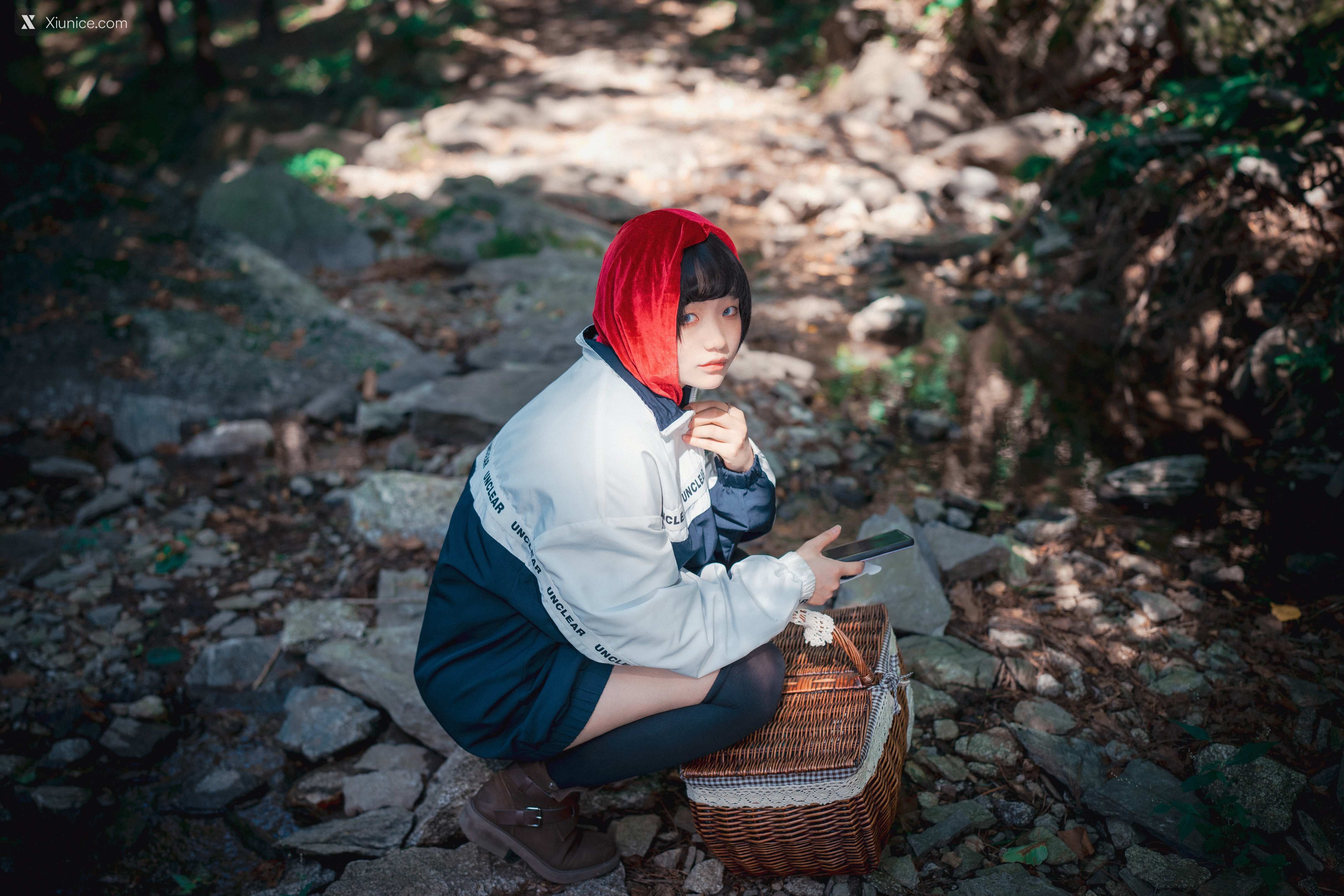 DJAWA Photo – Mimmi (밈미) – Naughty Red Hiring Hood 4K