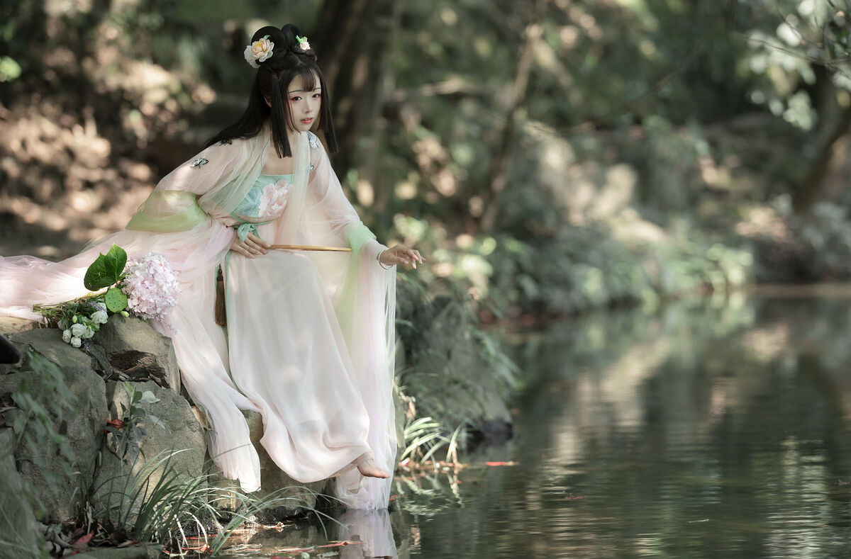 YiTuYu艺图语 Vol.10151 Yun Yun De Hei Yan Quan Er