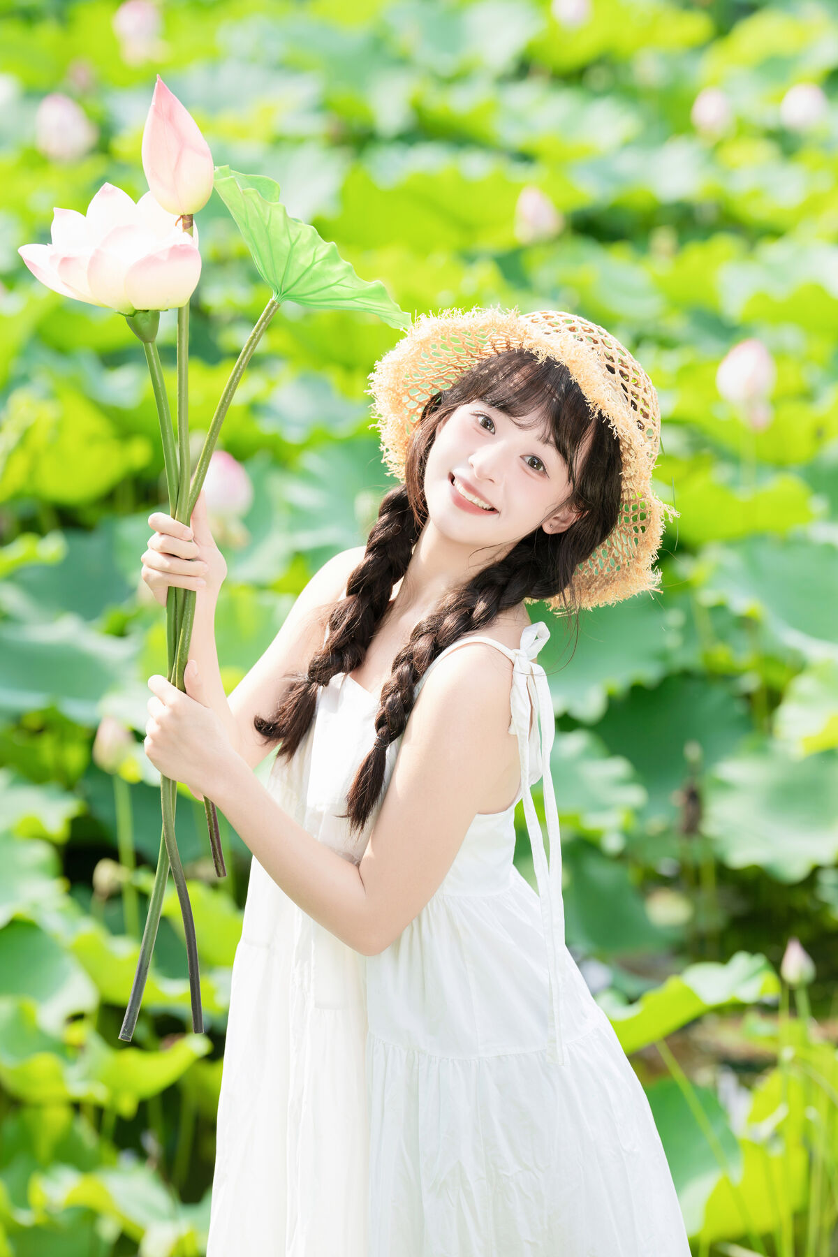 YiTuYu艺图语 Vol.10233 Xia Yu Xiao Nian