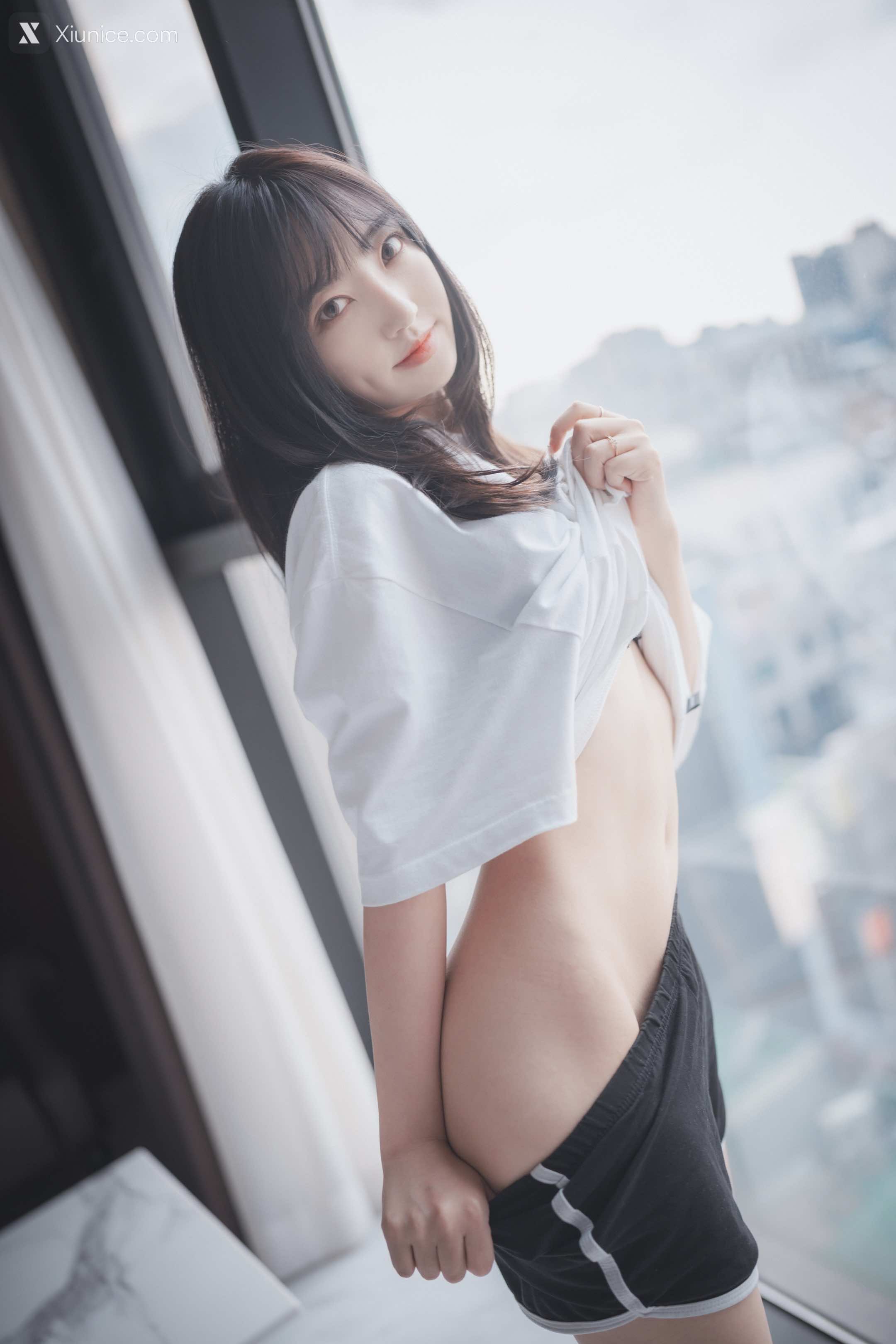 DJAWA Photo – HaNari (하나리) – Snow Cat #2 4K