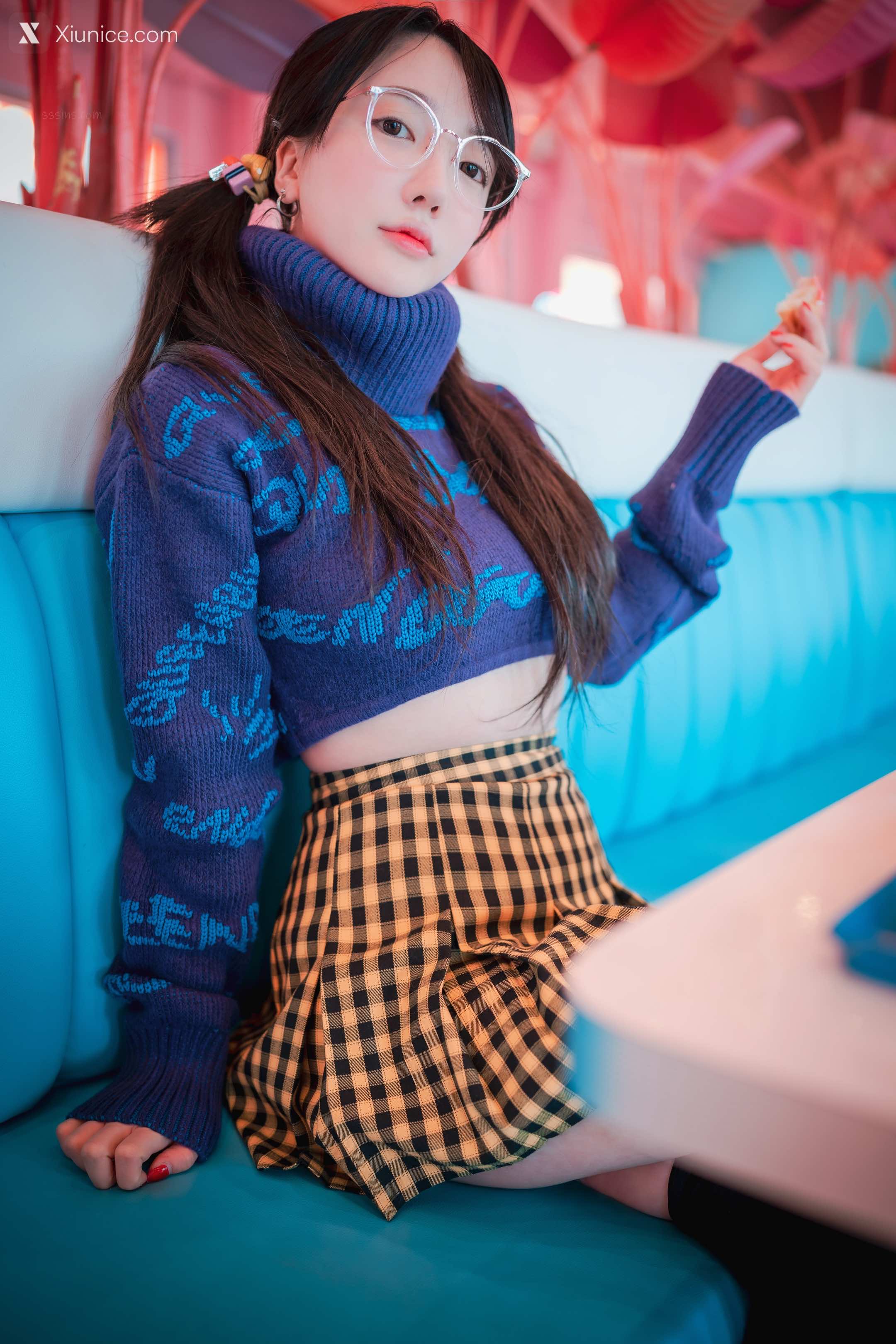 DJAWA Photo – Son Ye-Eun (손예은) – Early Spring Walk in March Vol.2 (+S.Ver) 4K