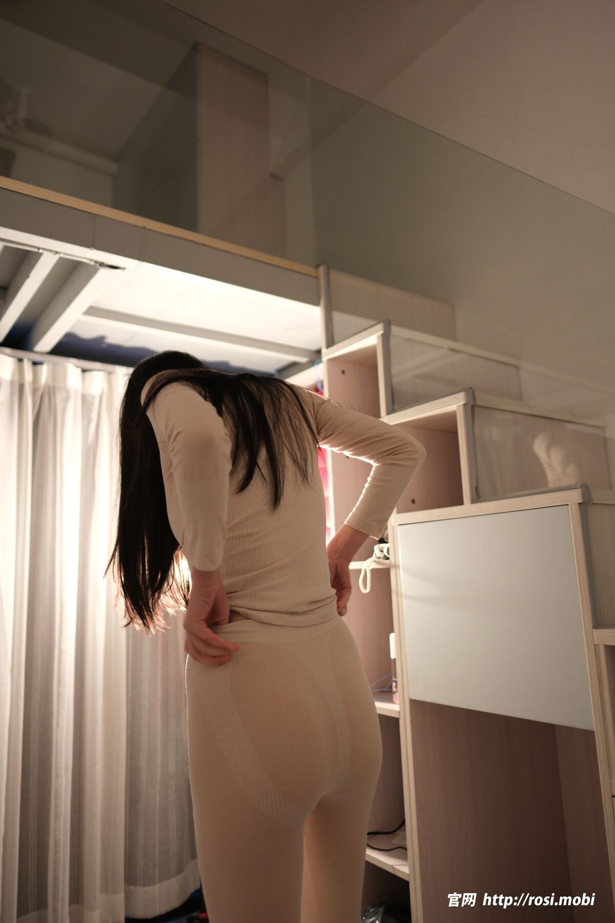 ROSI写真 2025.06.06 No.4932 Part01