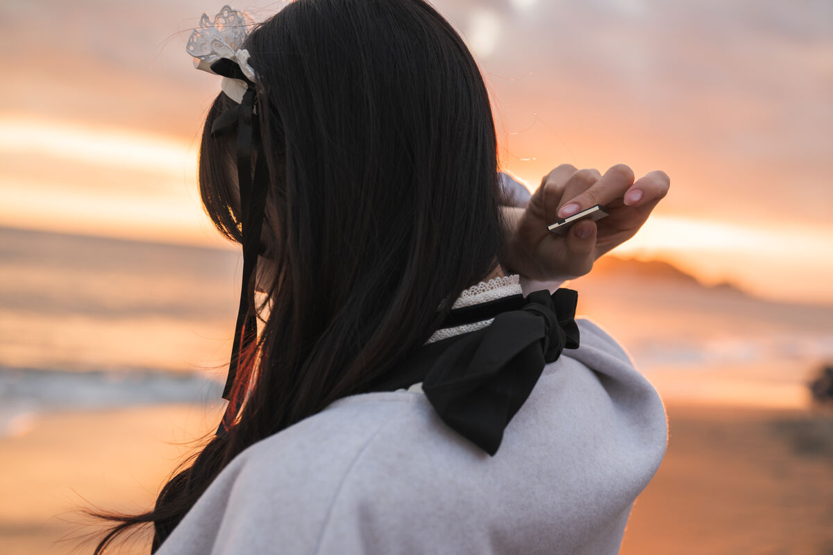 Coser@けん研 けんけん - C106实体刊物グラグラ And 推し型メイドロイドとしたいこと Part01