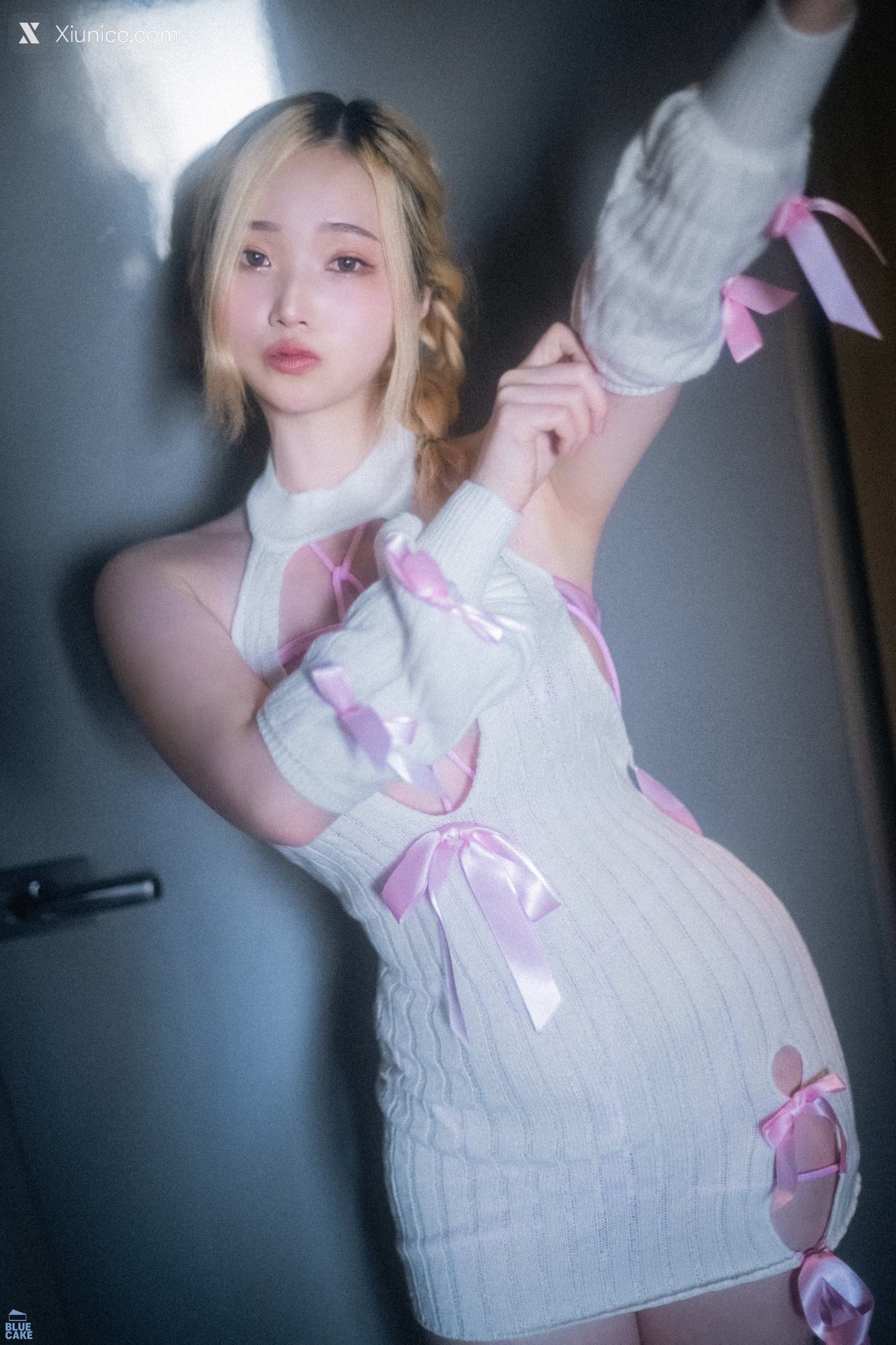 BLUECAKE Bambi (밤비) – Present For U 4K