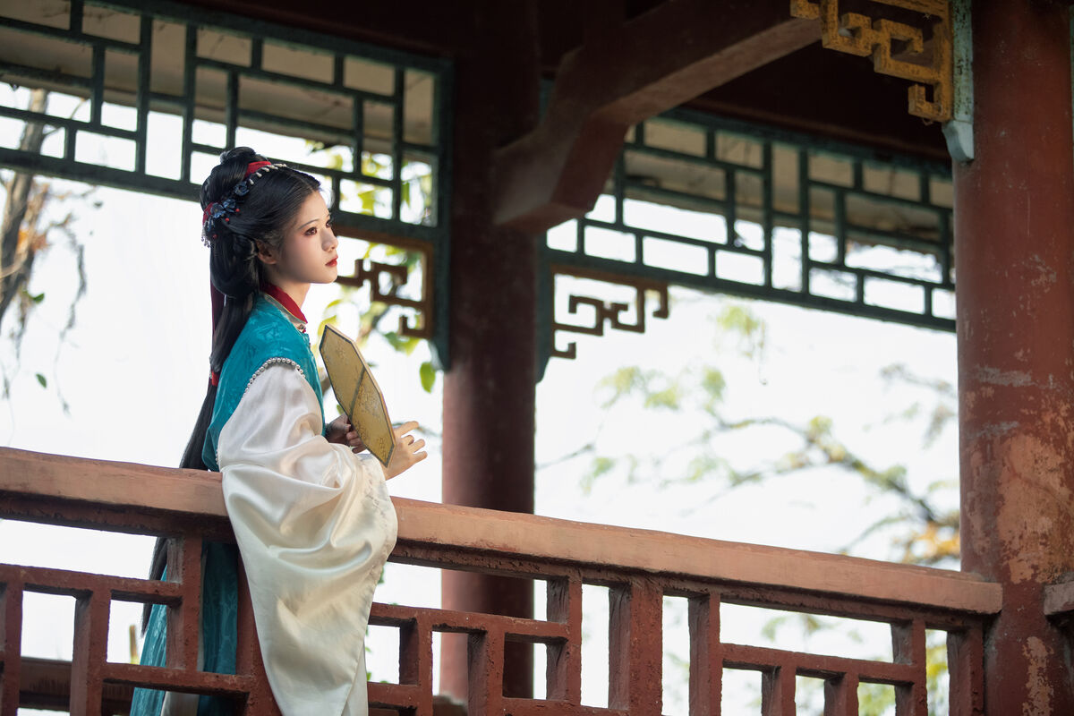 YiTuYu艺图语 Vol.10220 Na Ni