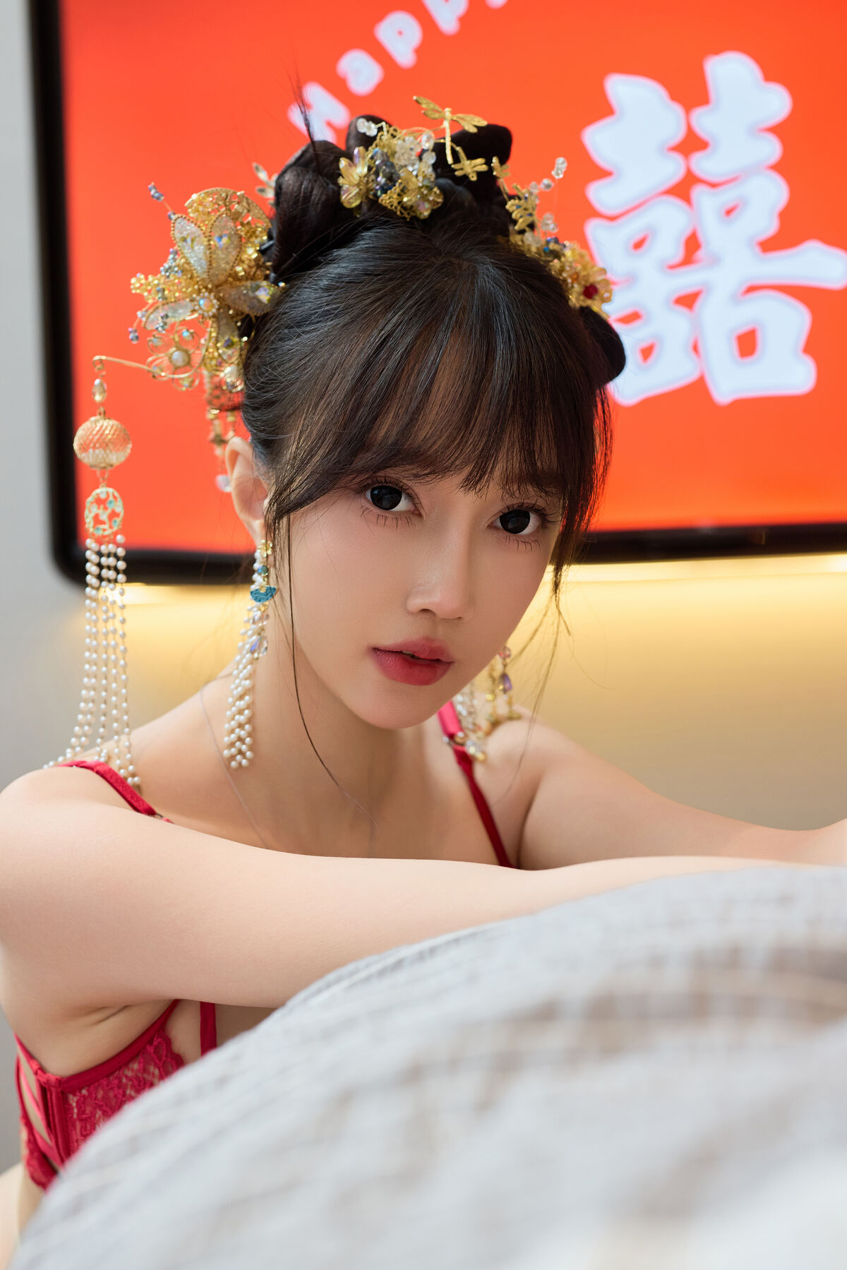 内购无水印 Yue Er Yue Er 玥儿玥er - 秀人网模特 性感秀禾服