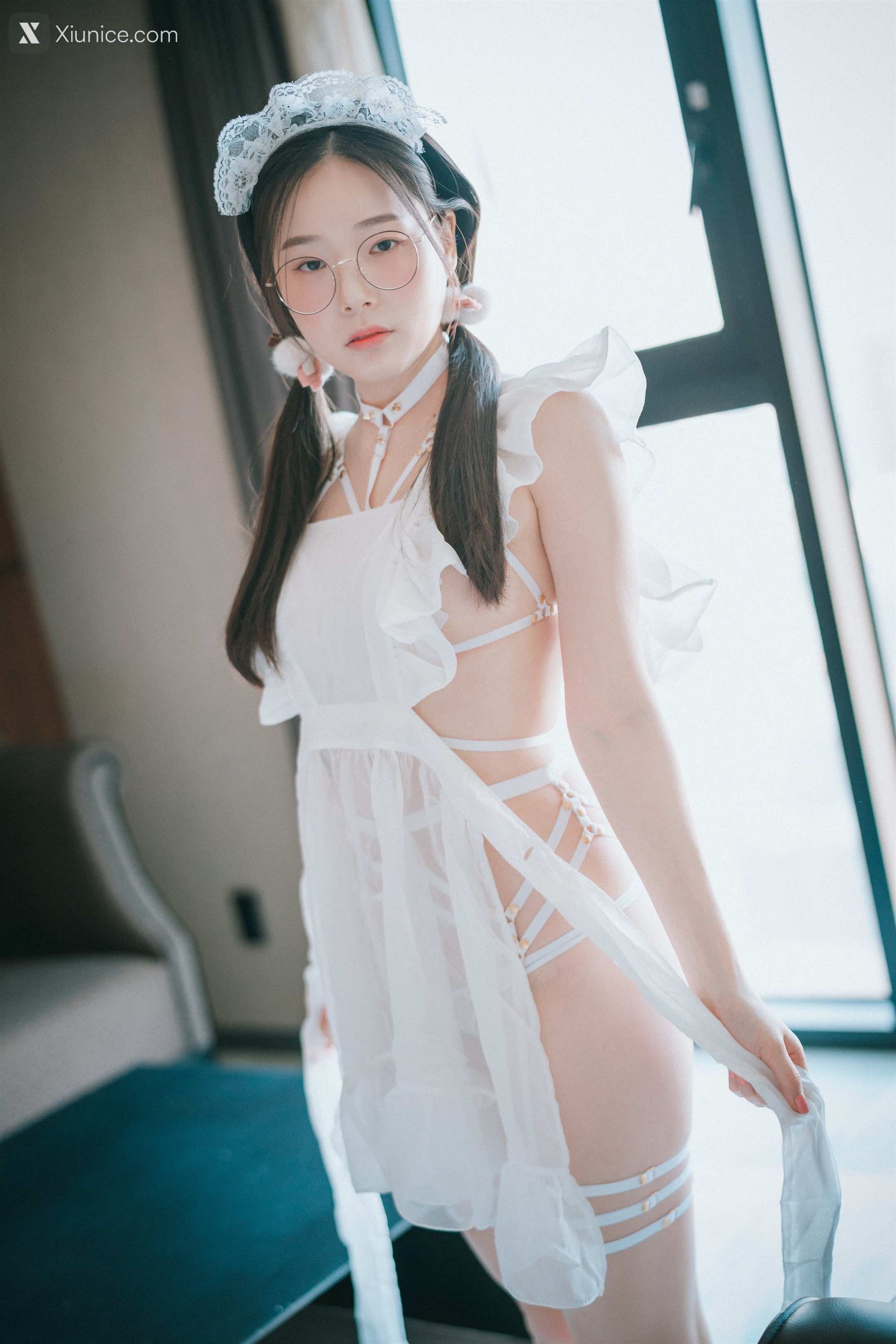 DJAWA Photo – Pia (피아) – Sheer Chiffon Apron 4K