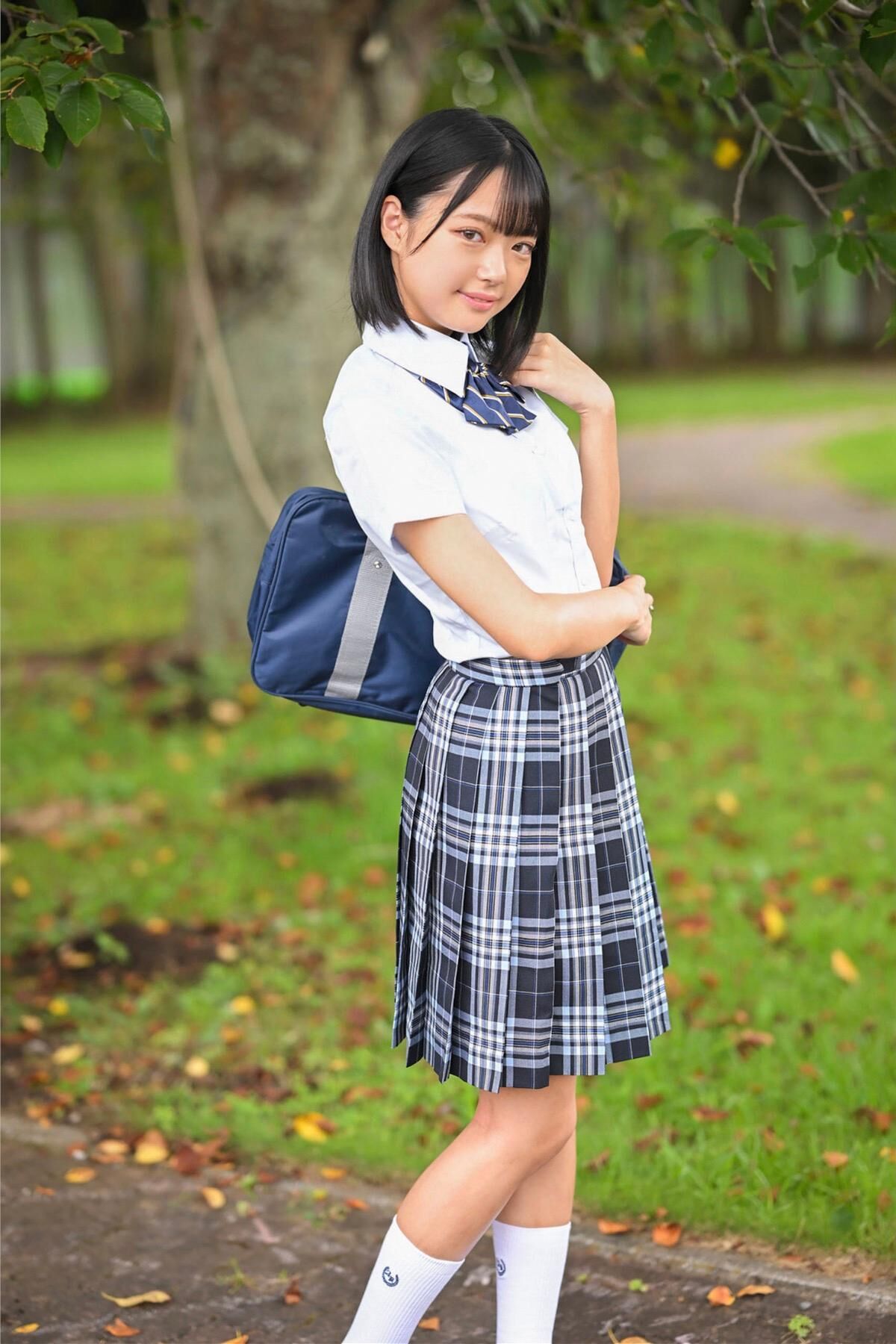 Amu Tsubura 粒楽あむ - Youth. アオハル Vol.3 Part01