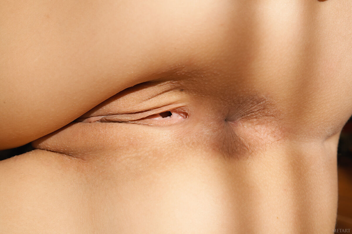 MetArt Eufrat - Presenting Eufrat Part01