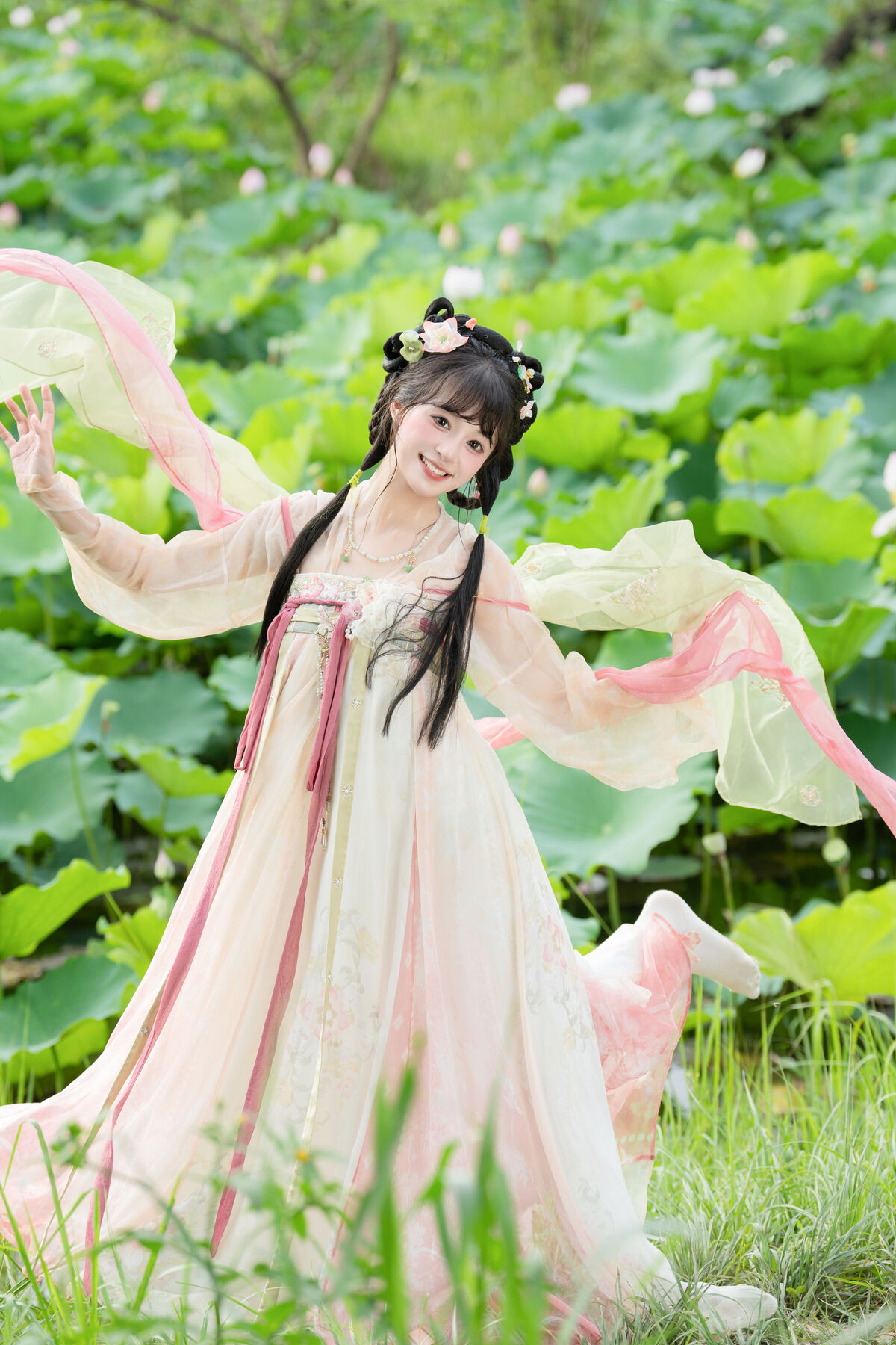 YiTuYu艺图语 Vol.10144 Xia Yu Xiao Nian