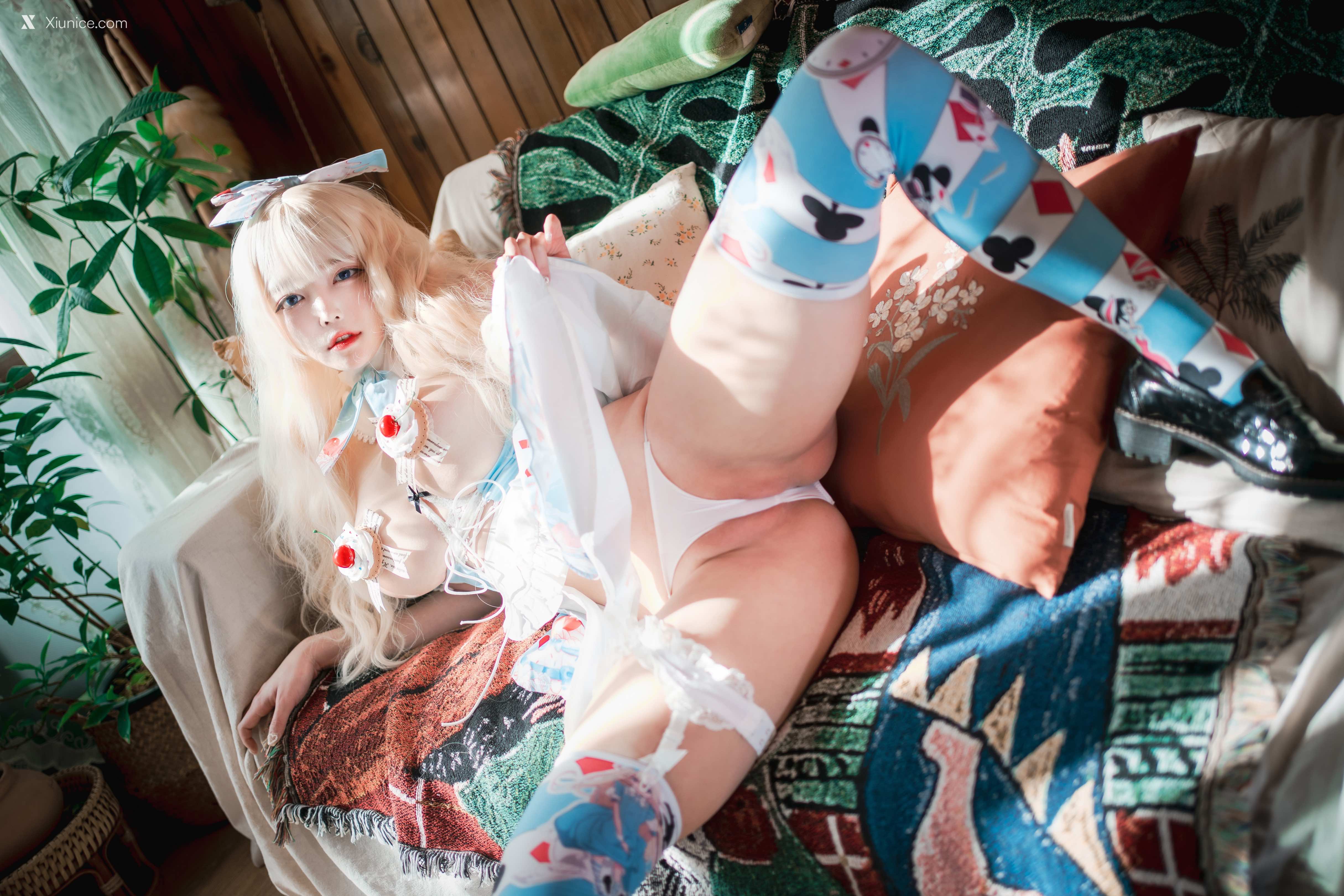 DJAWA Photo – Aram (아람) – Creamy Alice 4K