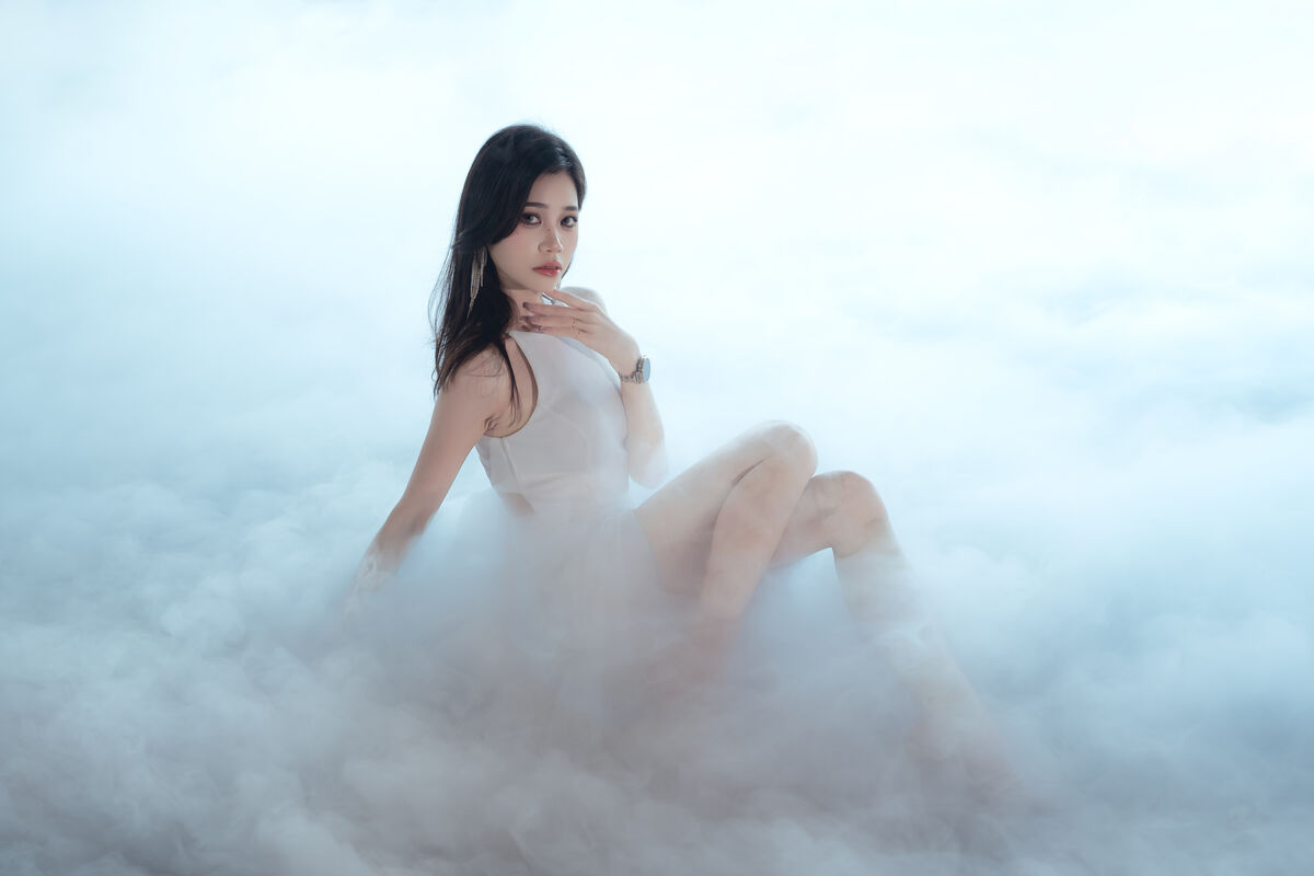 YiTuYu艺图语 Vol.10032 Lu Lu